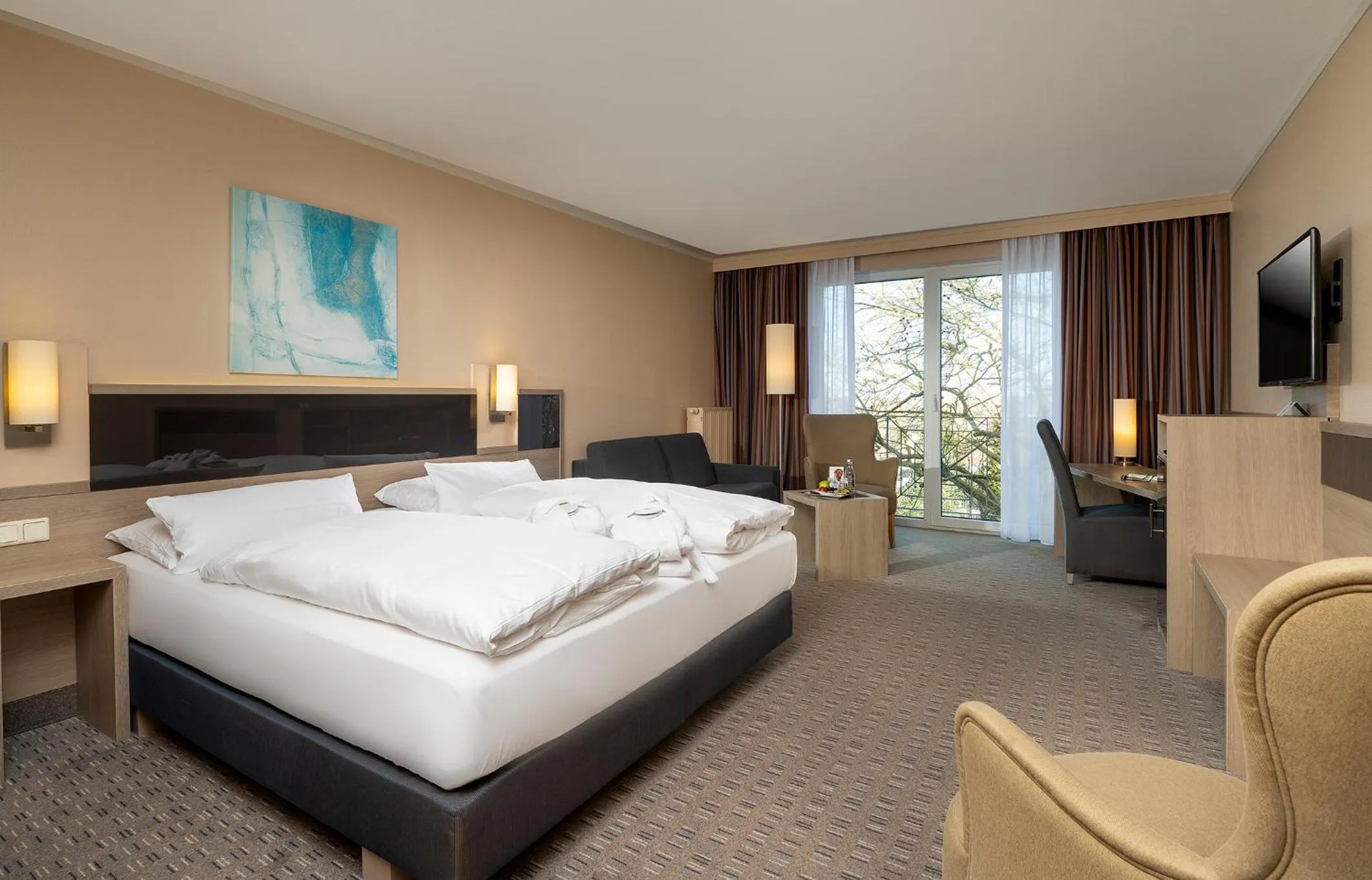 Photo of the whole room, Bed in Parkhotel Berghölzchen