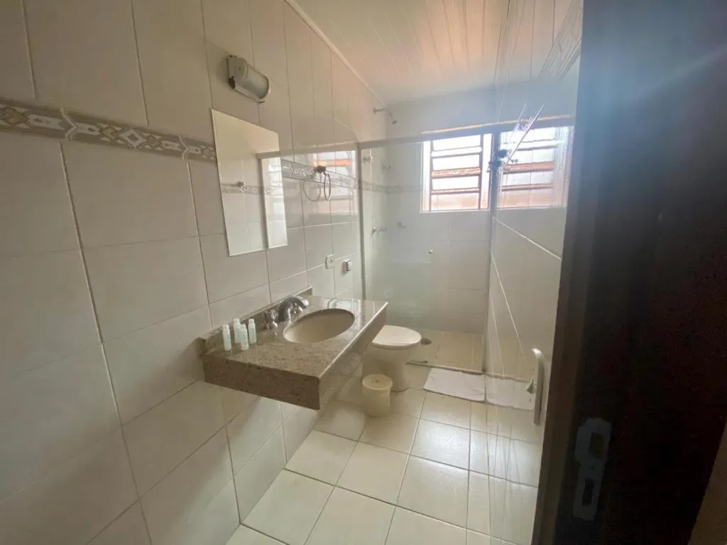 Shower in Pousada Araucária