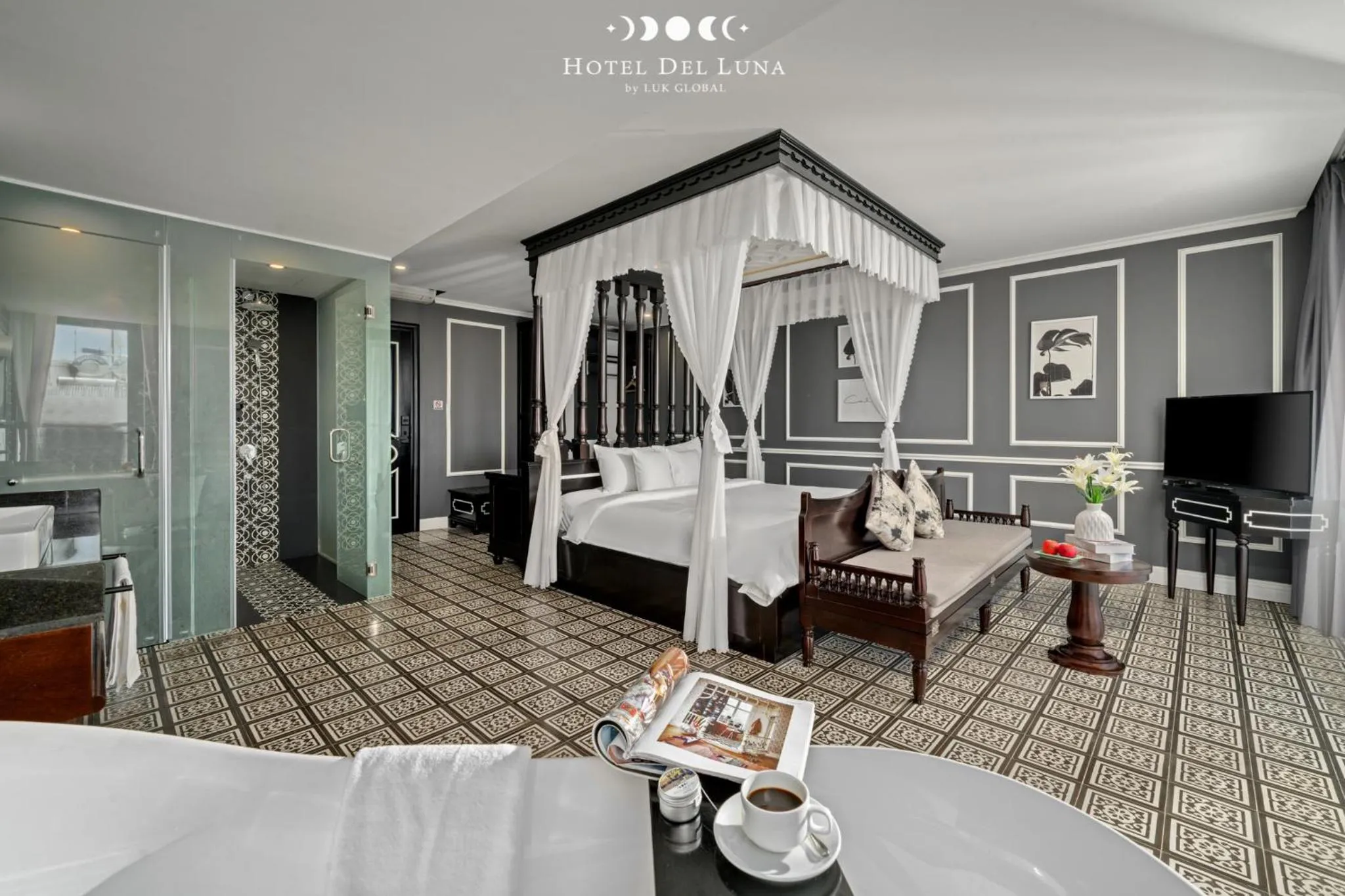 Living room, Bed in Hotel Del Luna Boutique