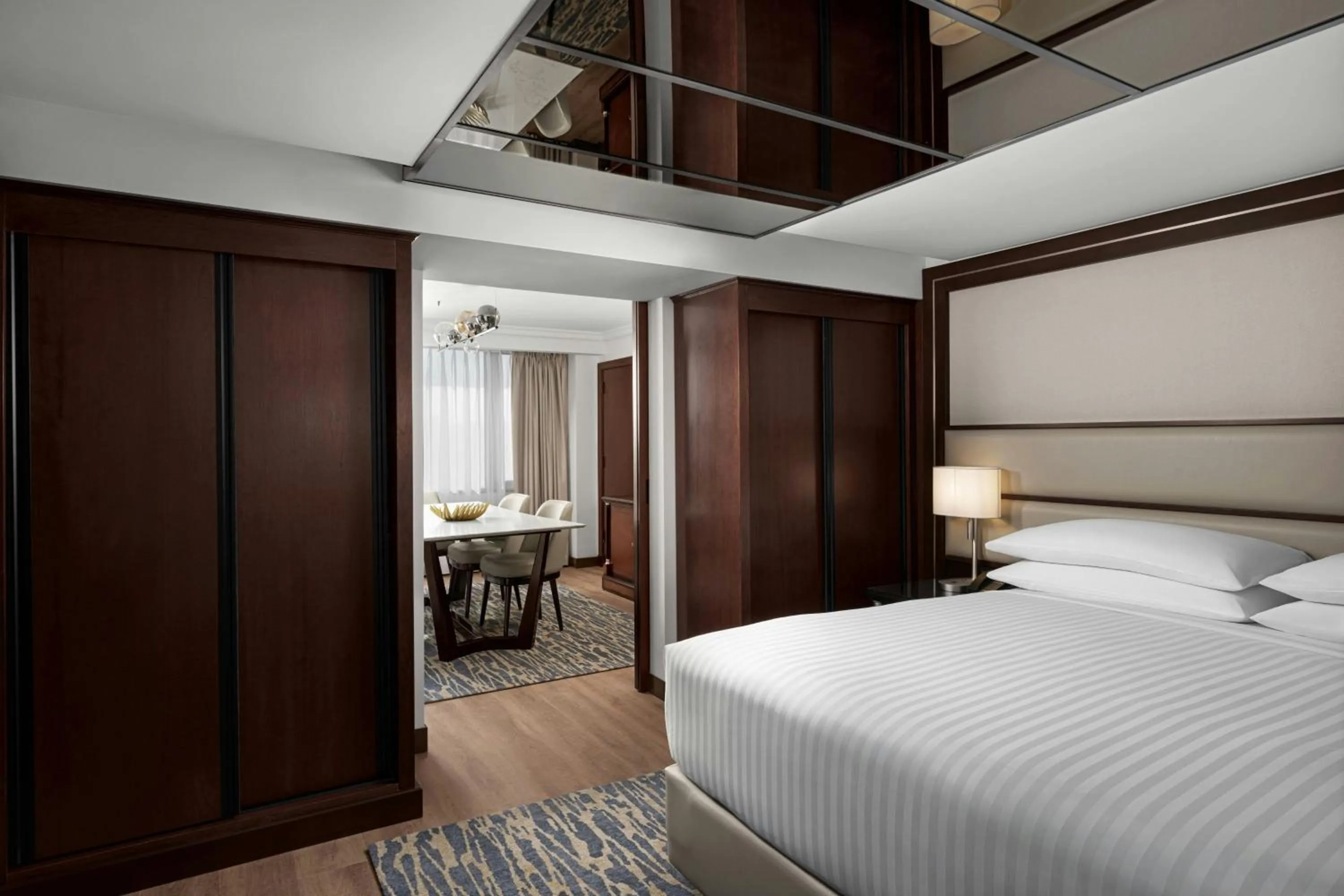 Bedroom, Bed in Amman Marriott Hotel