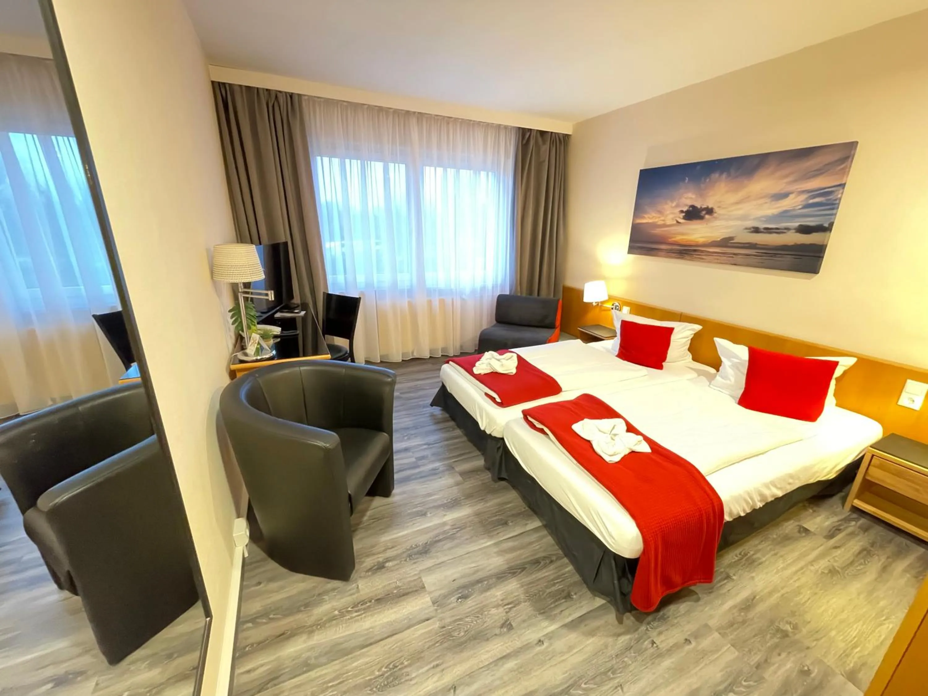 Photo of the whole room, Bed in Hotel am Tierpark