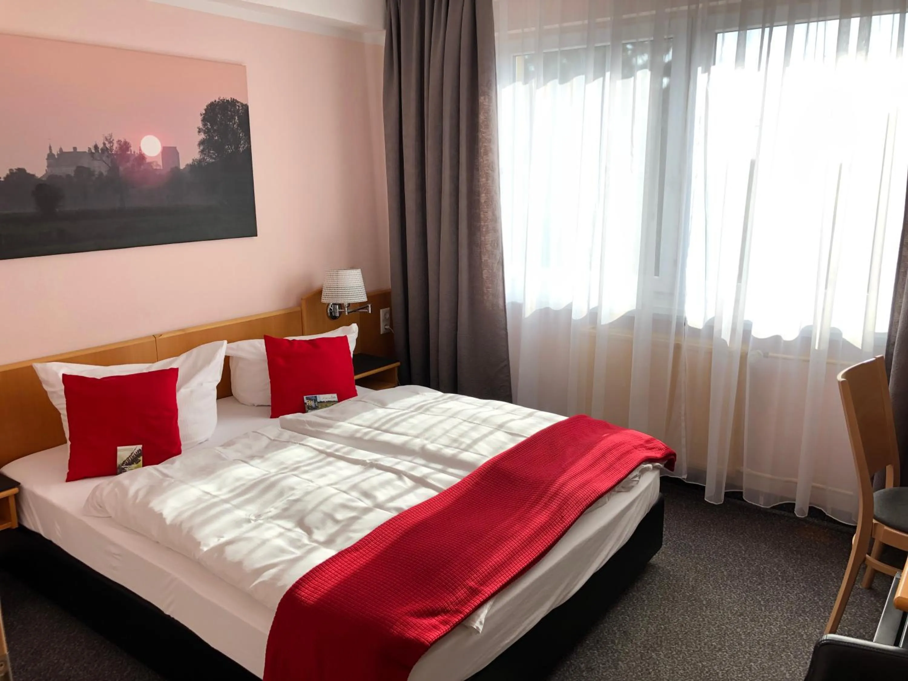 Bedroom, Bed in Hotel am Tierpark