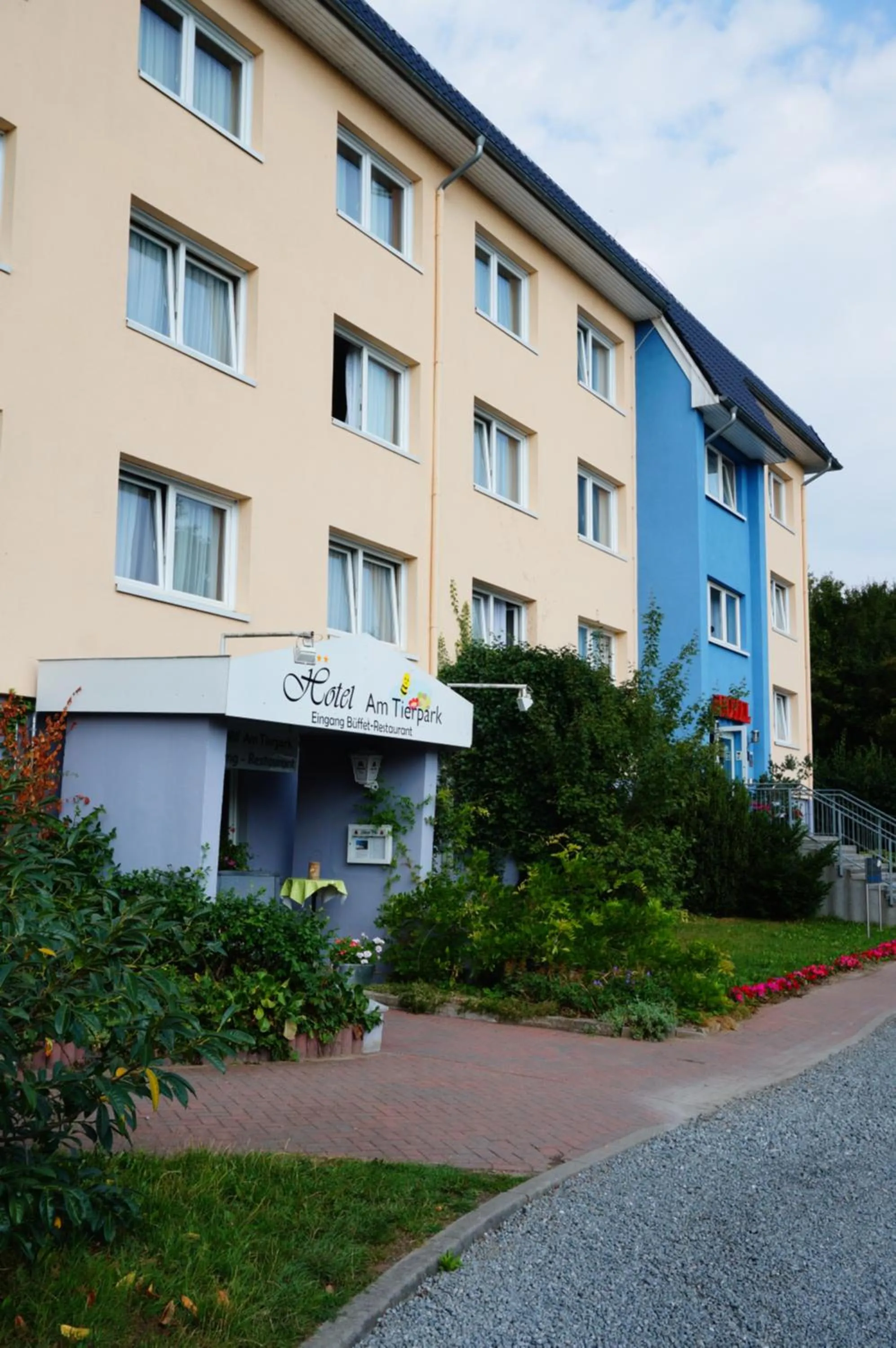 Facade/entrance in Hotel am Tierpark