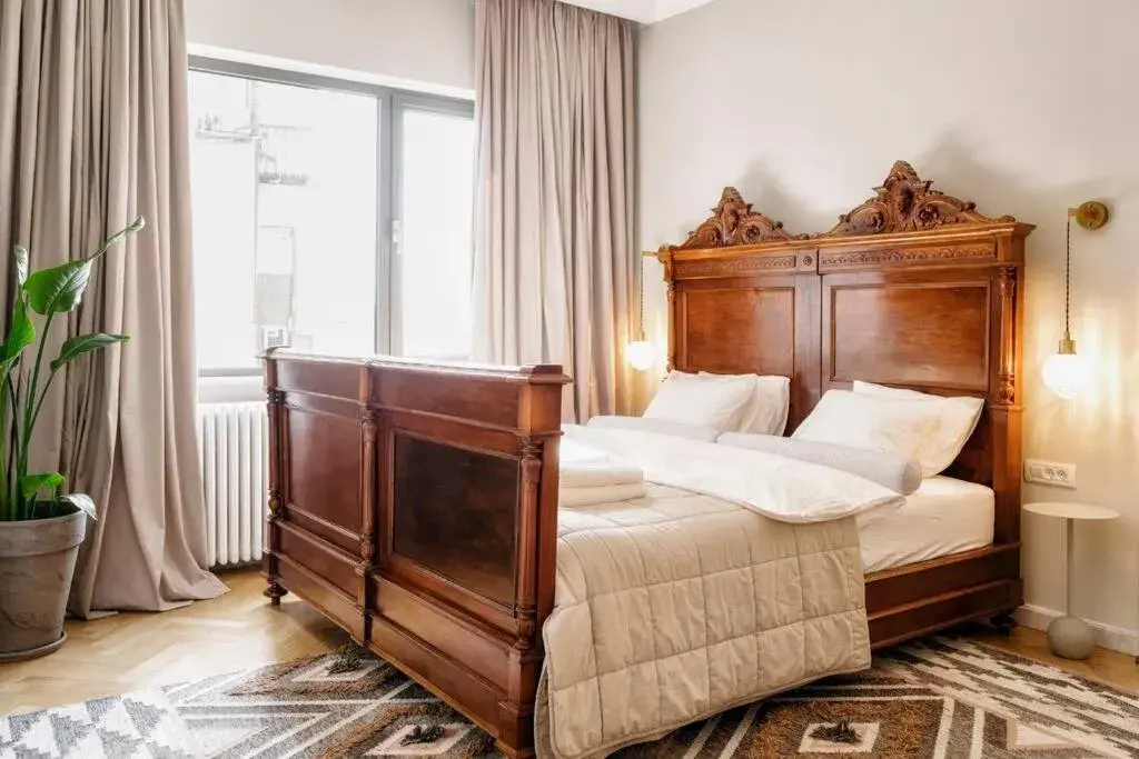 Luxurious Huge Flat with Large Terrace Luxurious Huge Flat with Large Terrace