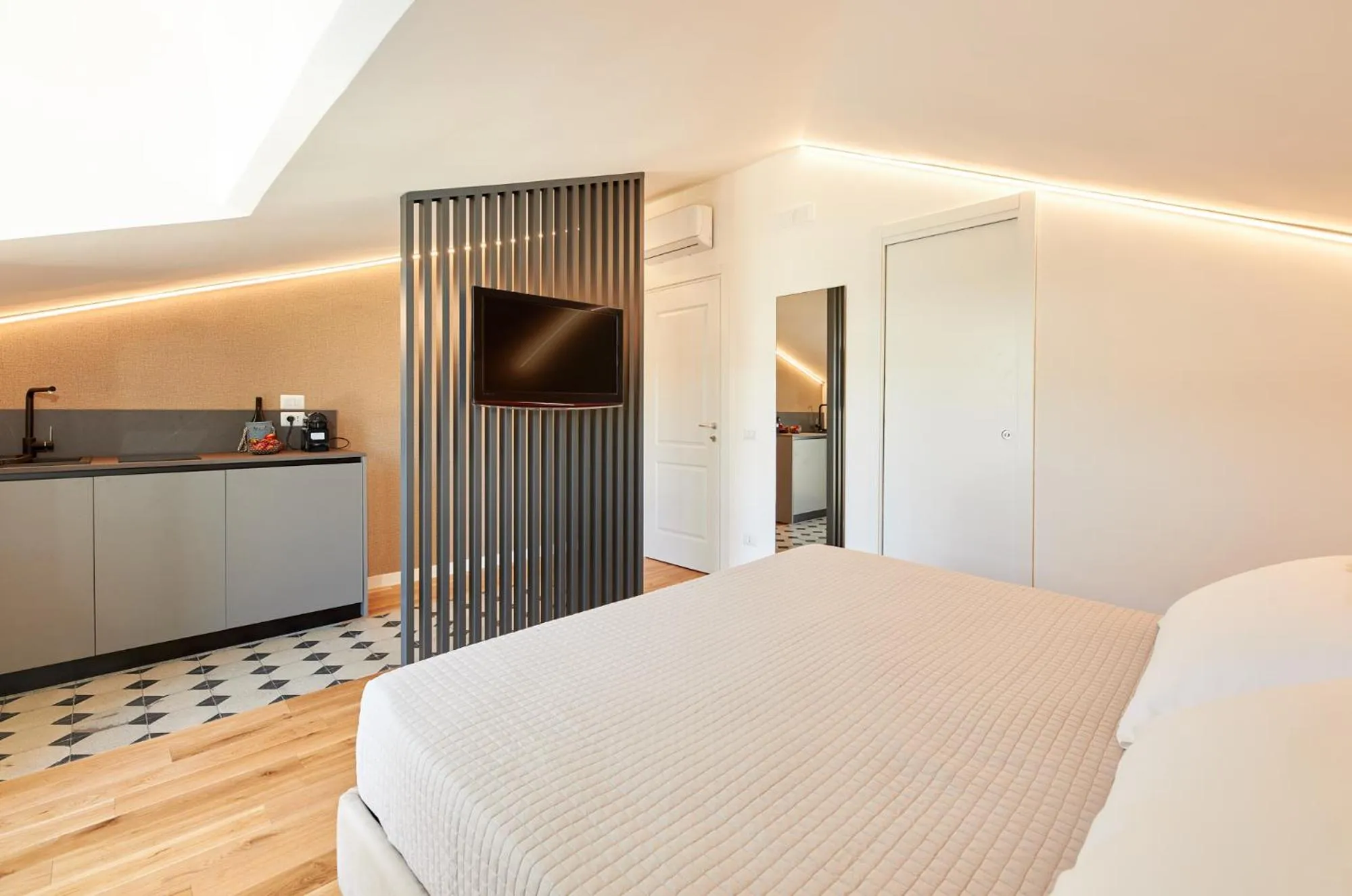 Bed in Villa Rosa Residence