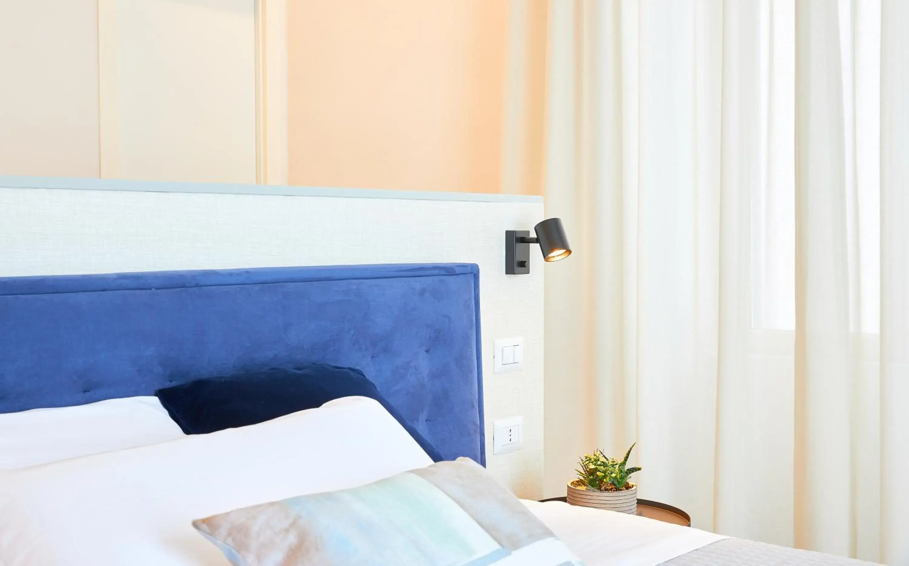 King Room with Sea View in Villa Rosa Residence King Room with Sea View in Villa Rosa Residence