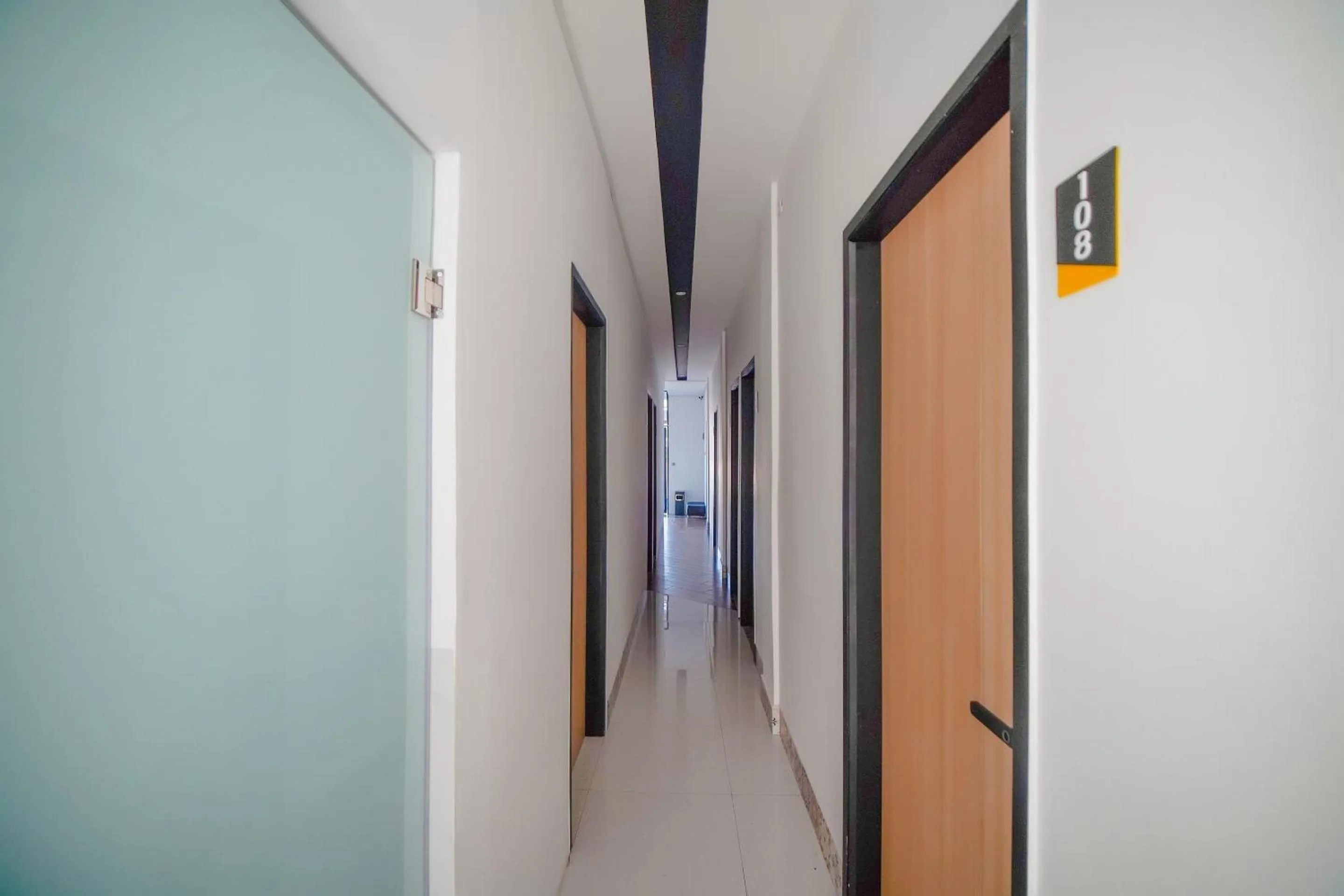 Lobby or reception in Hotel O Anara Residence & Guest House