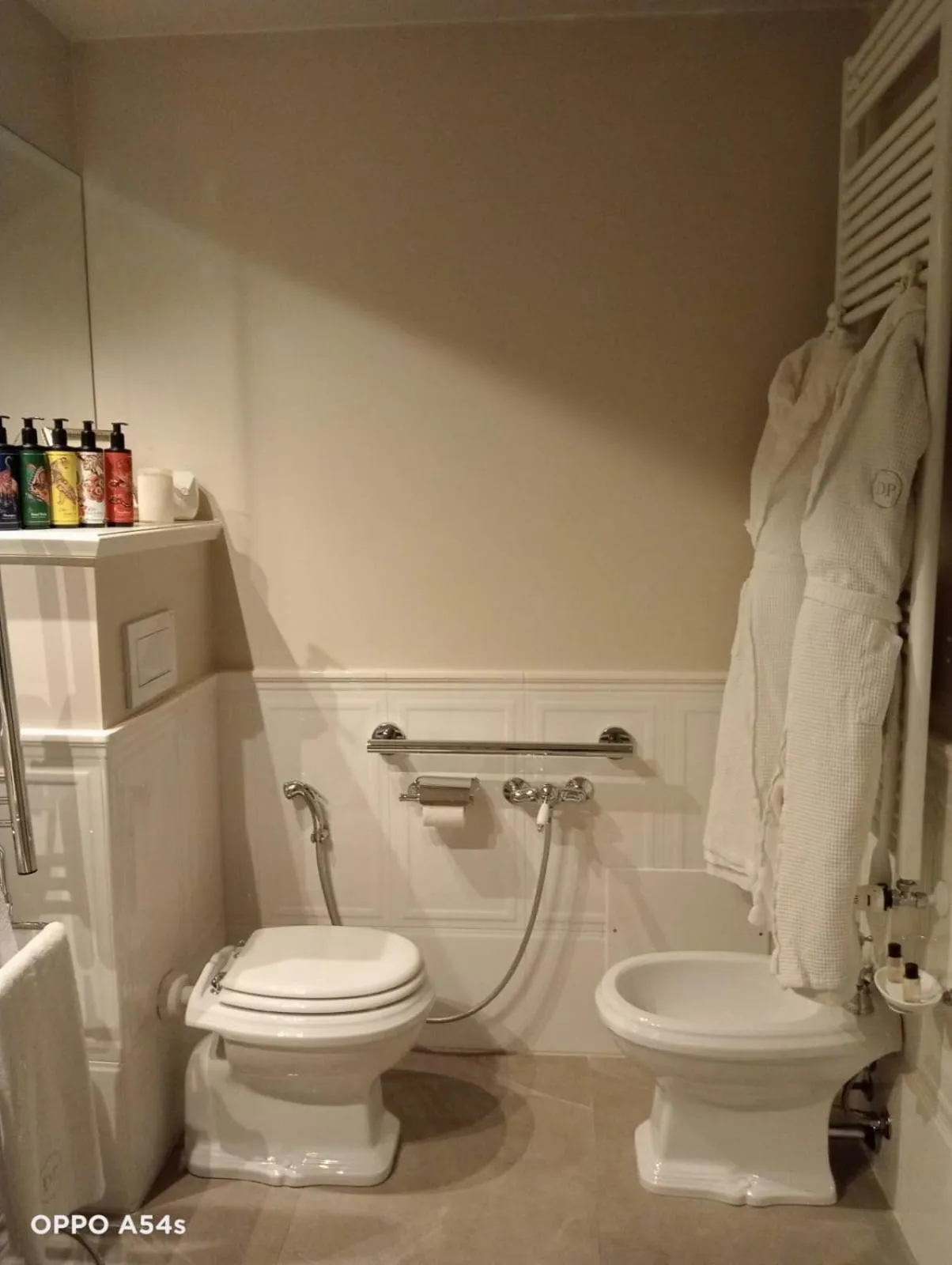 Toilet in Dimora Palanca Boutique & SPA