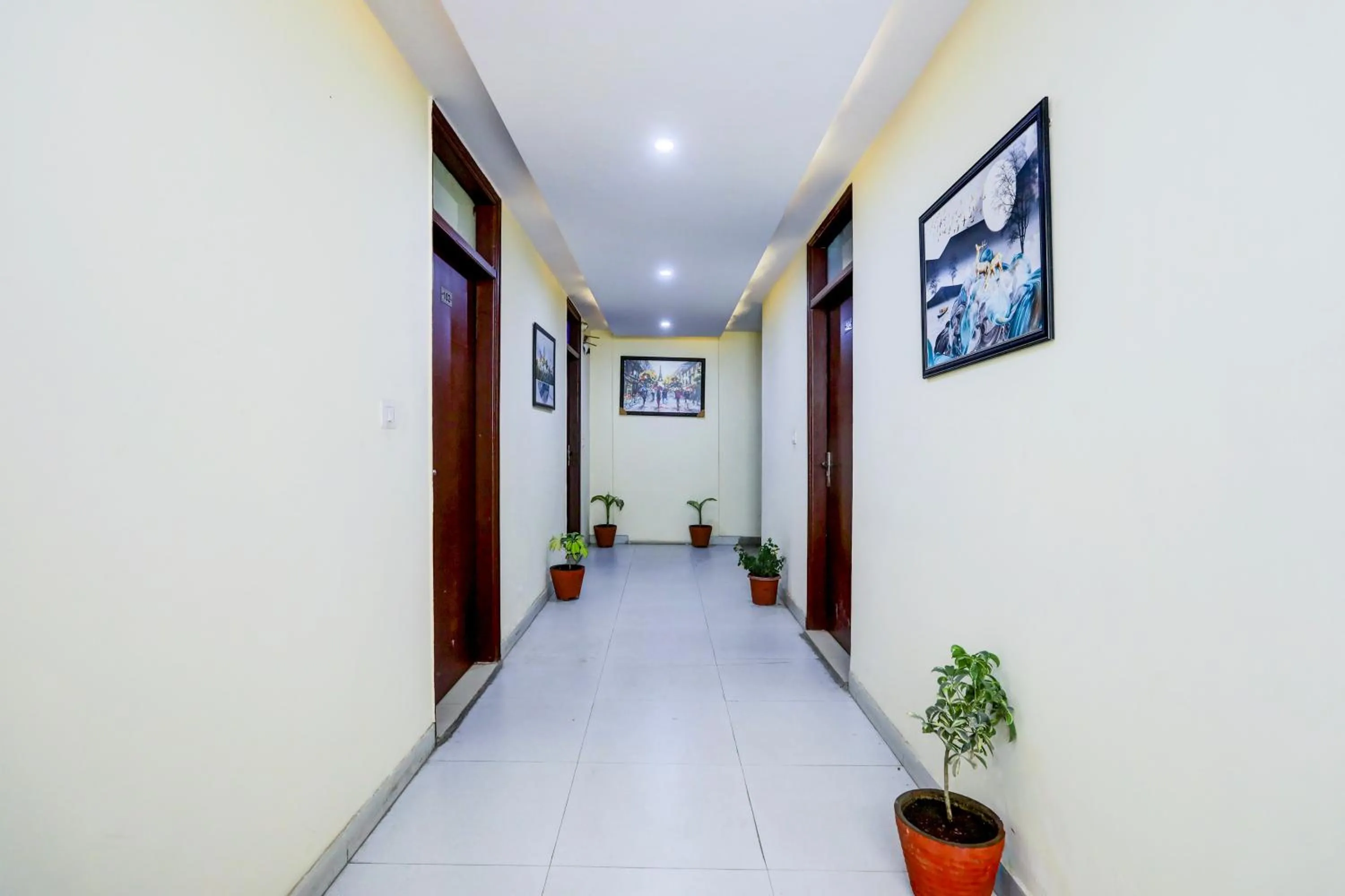 Property building in Hotel Royal Sky Luxury Near Delhi Airport