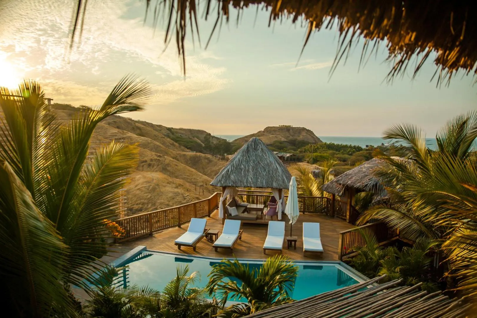 Pool view in Villa Del Sol