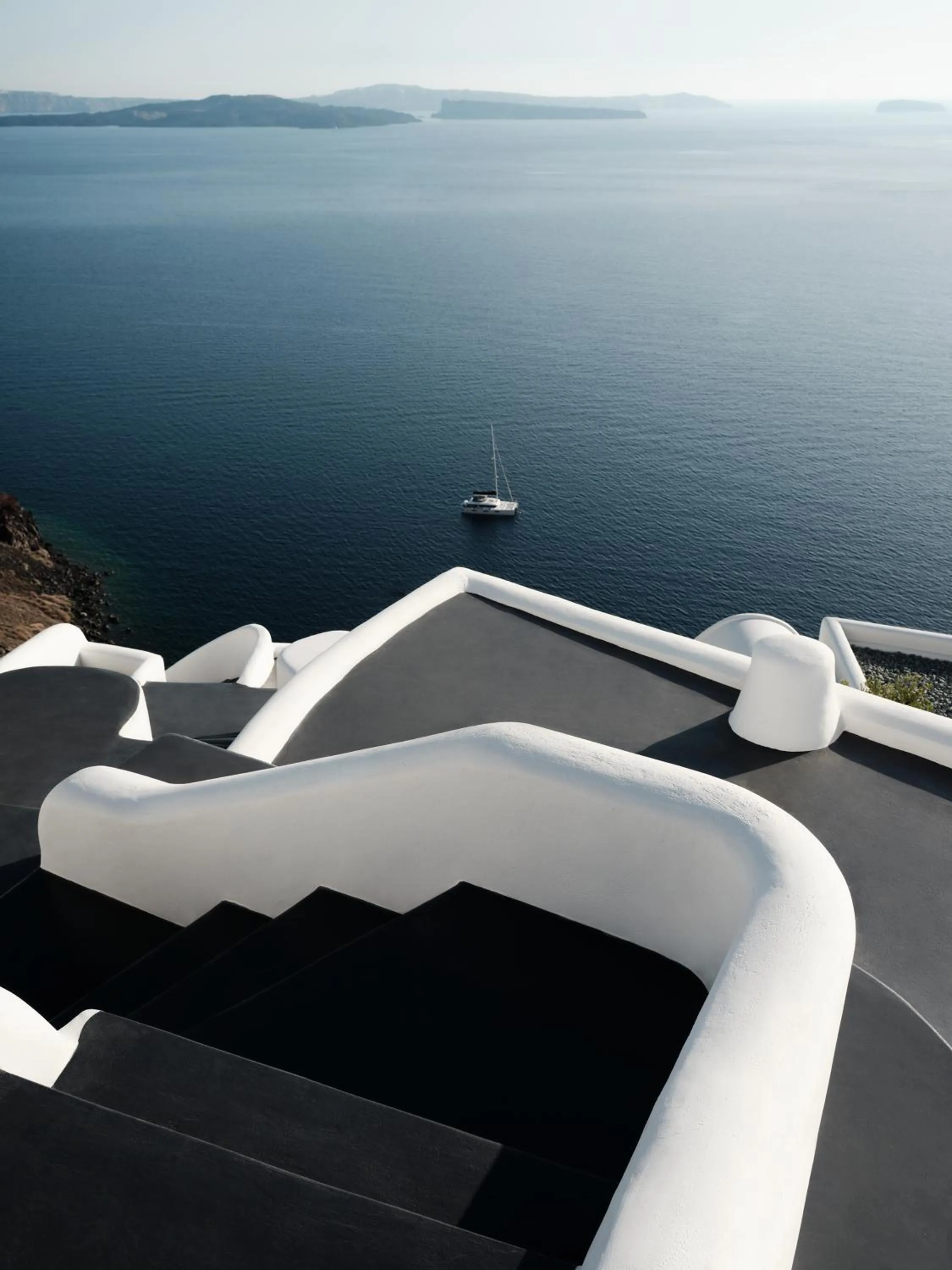 Property building in Abyss Santorini