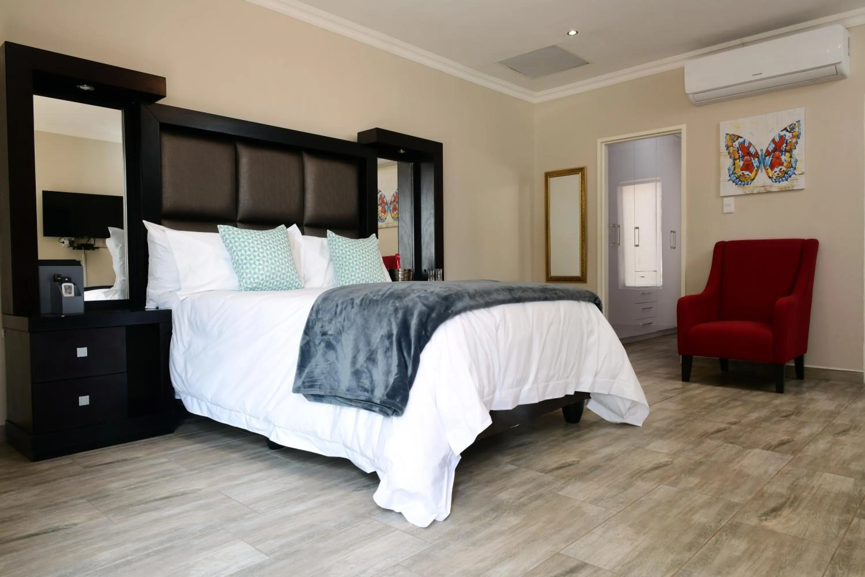 Bedroom, Bed in RNB Guesthouse