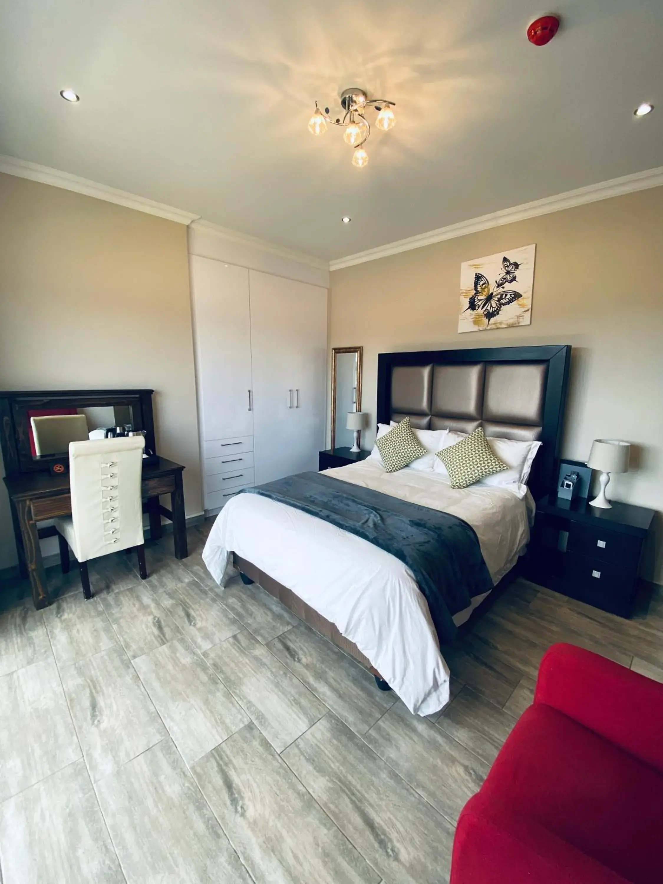 Double Room with Private Bathroom in RNB Guesthouse Double Room with Private Bathroom in RNB Guesthouse