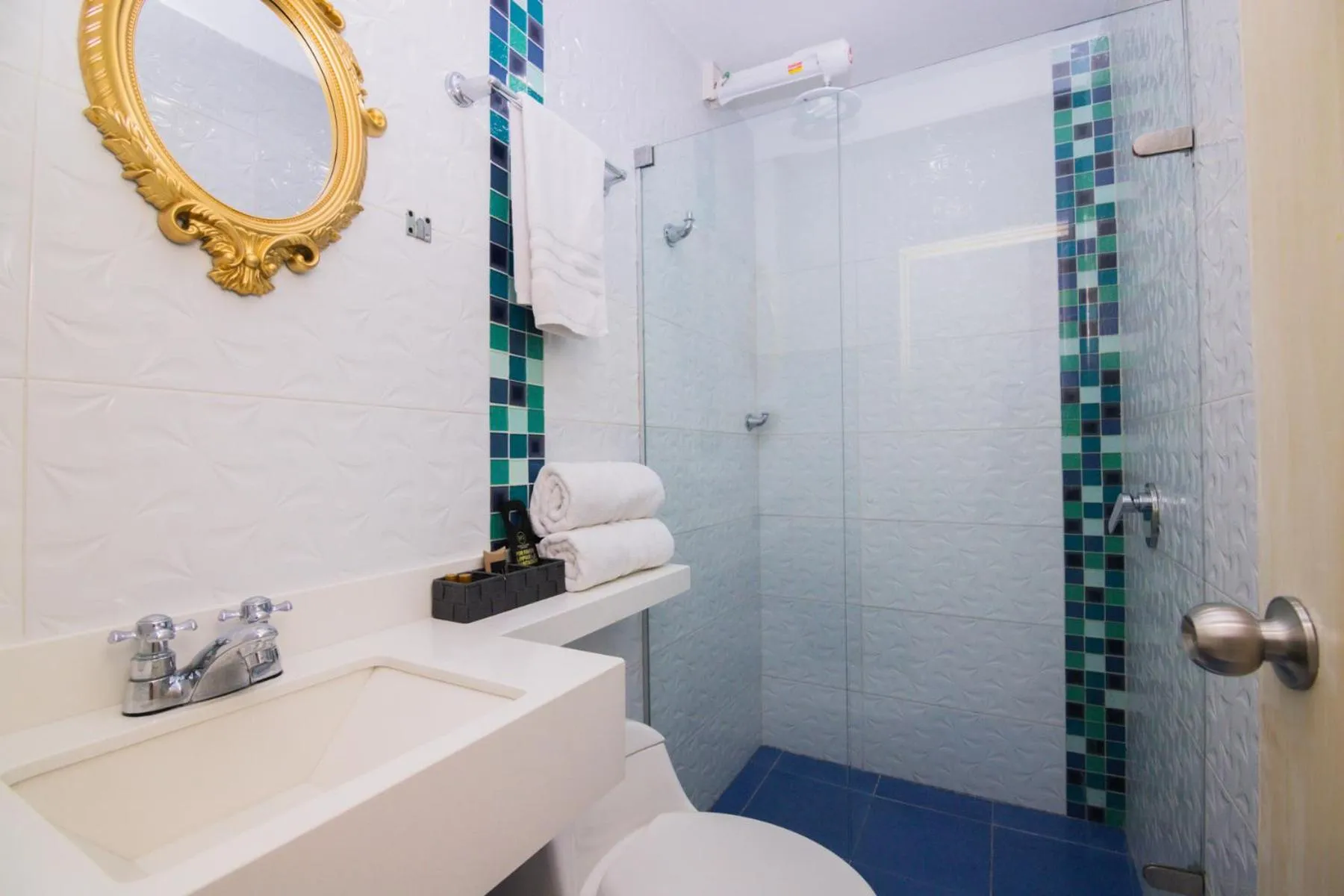 Bathroom in Hotel Gallery Cartagena