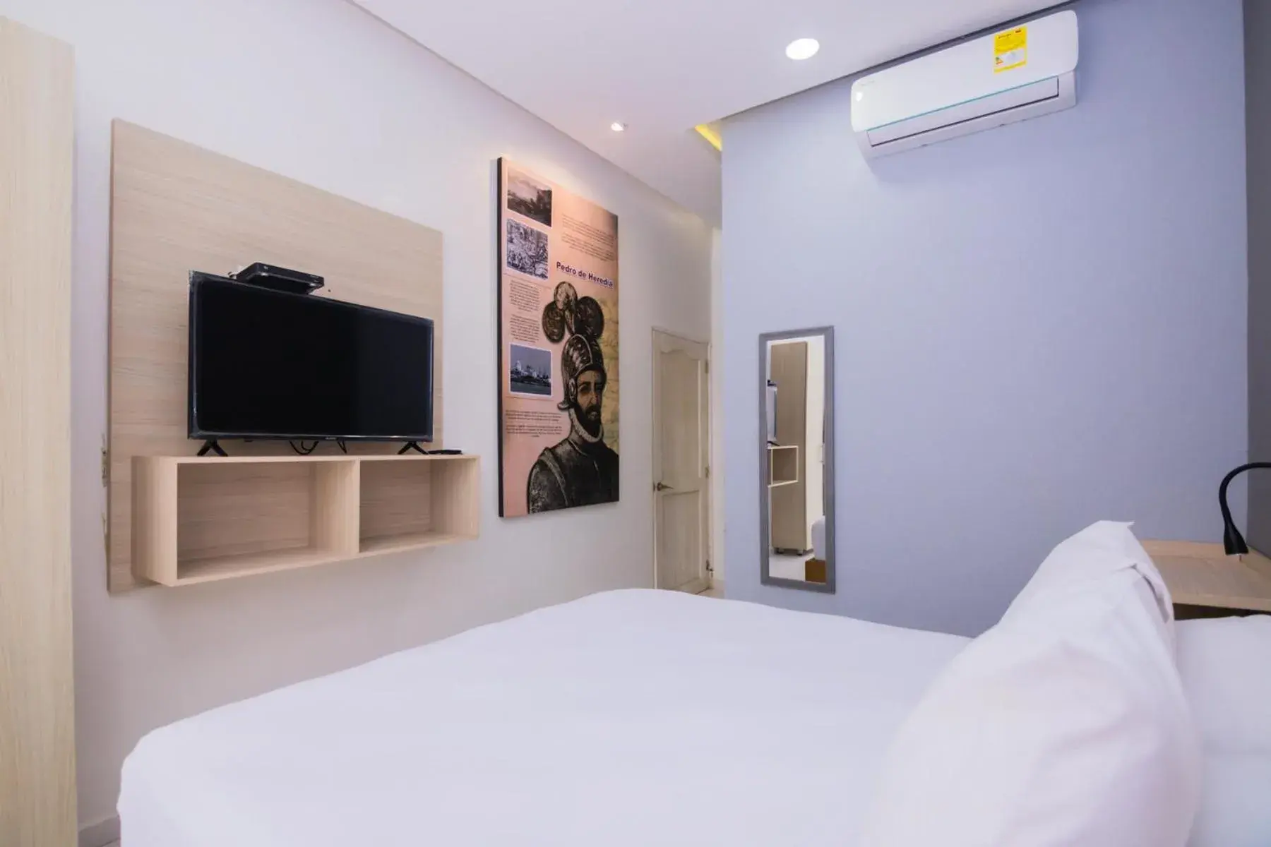 Queen Room with Balcony in Hotel Gallery Cartagena Queen Room with Balcony in Hotel Gallery Cartagena