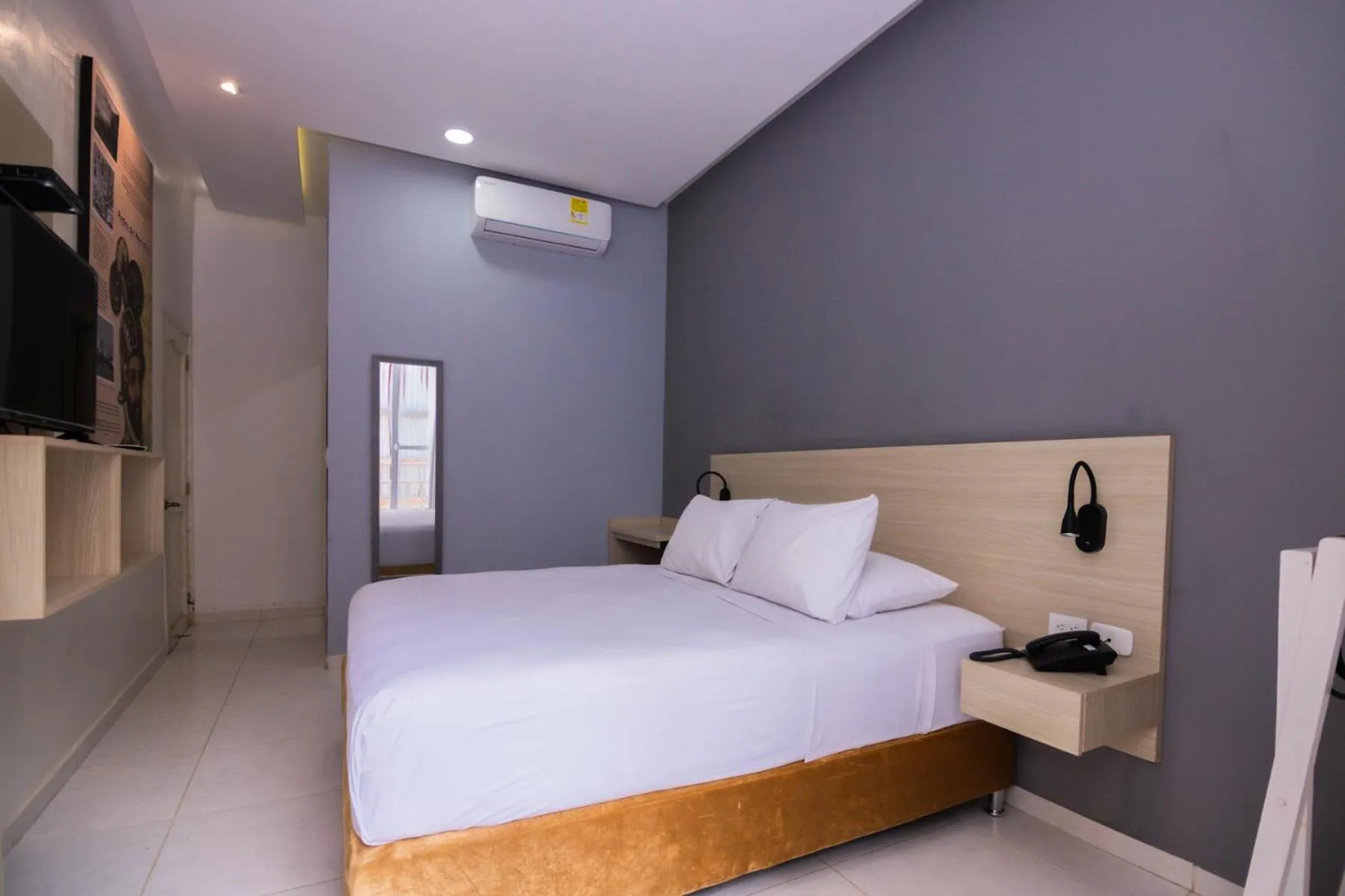 Photo of the whole room, Bed in Hotel Gallery Cartagena