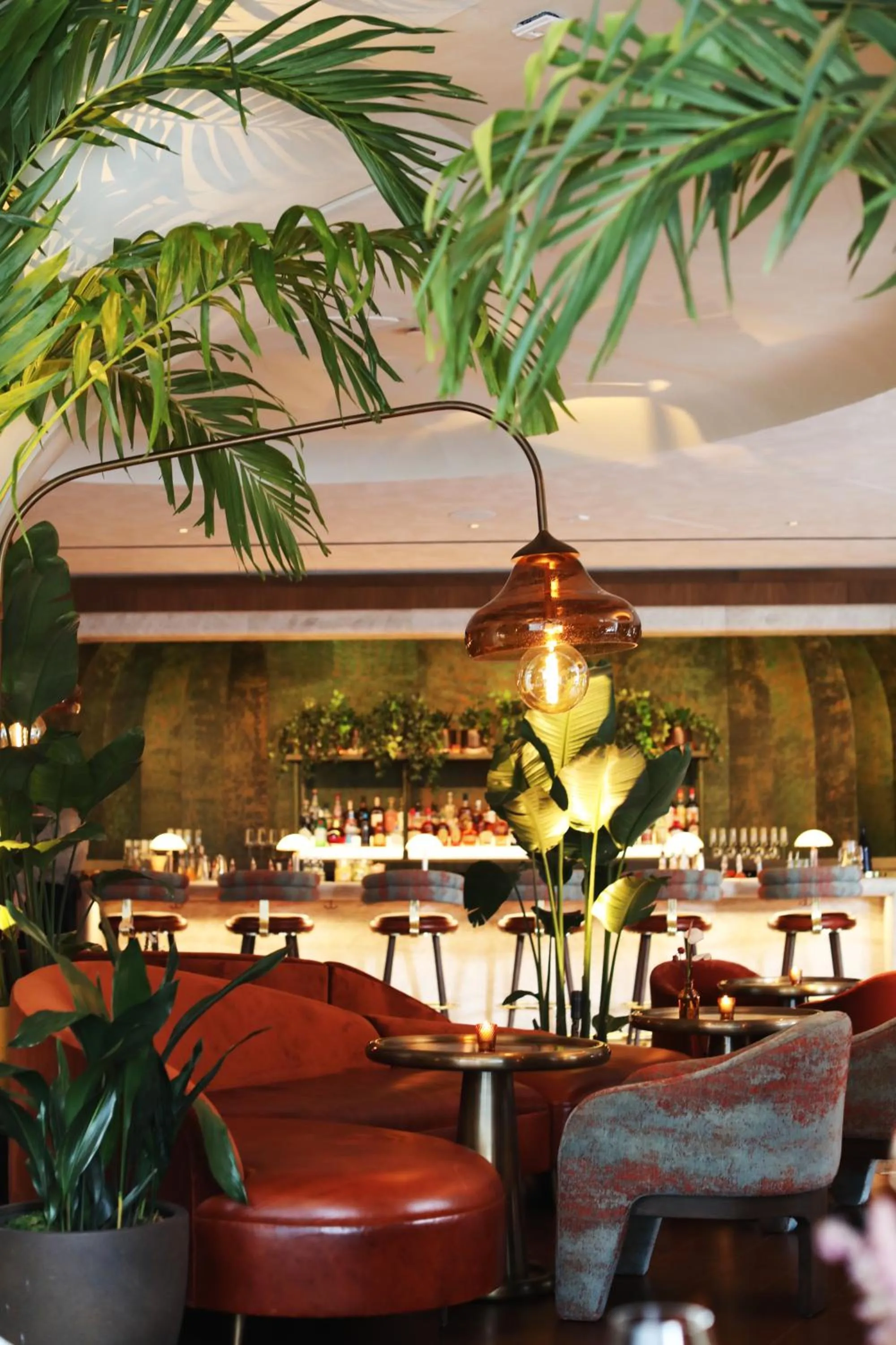 Lounge or bar in Pendry Manhattan West