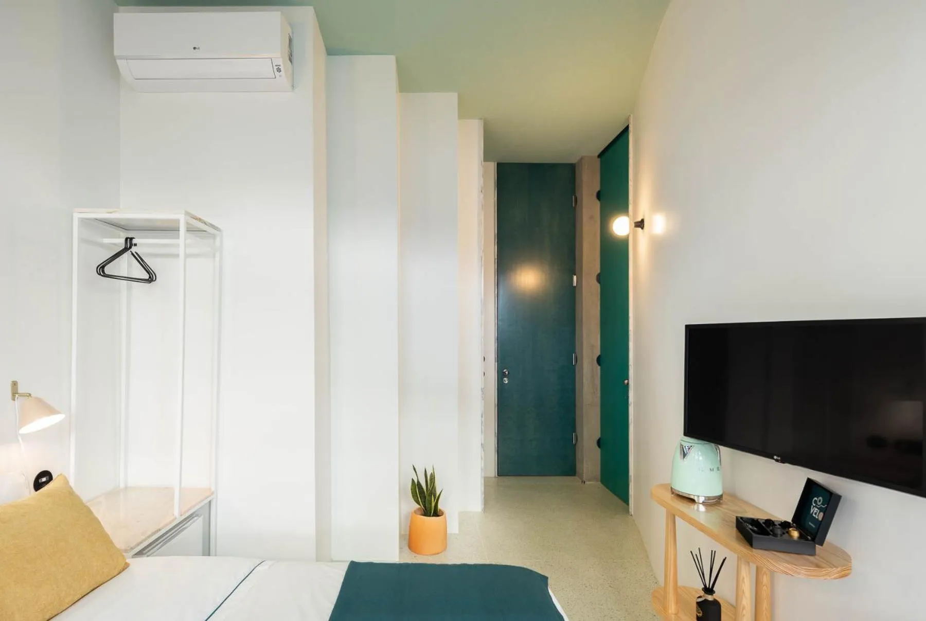 TV and multimedia, Bed in Covelo - The Original Rooms and Suites