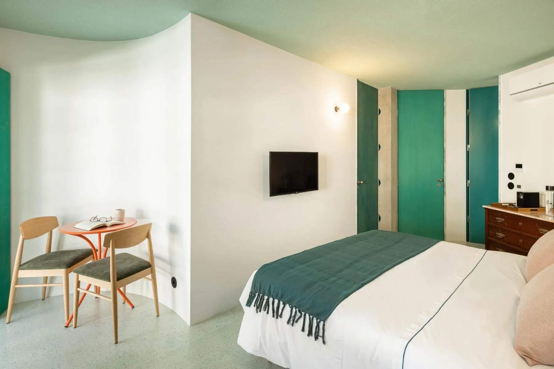 Bed in Covelo - The Original Rooms and Suites