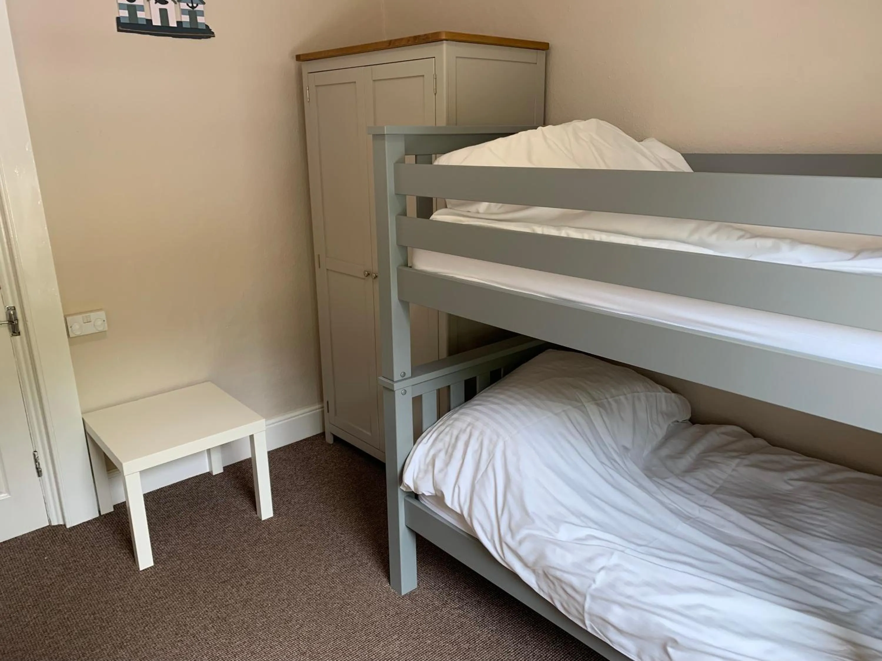 bunk bed, Bed in The Chestnuts