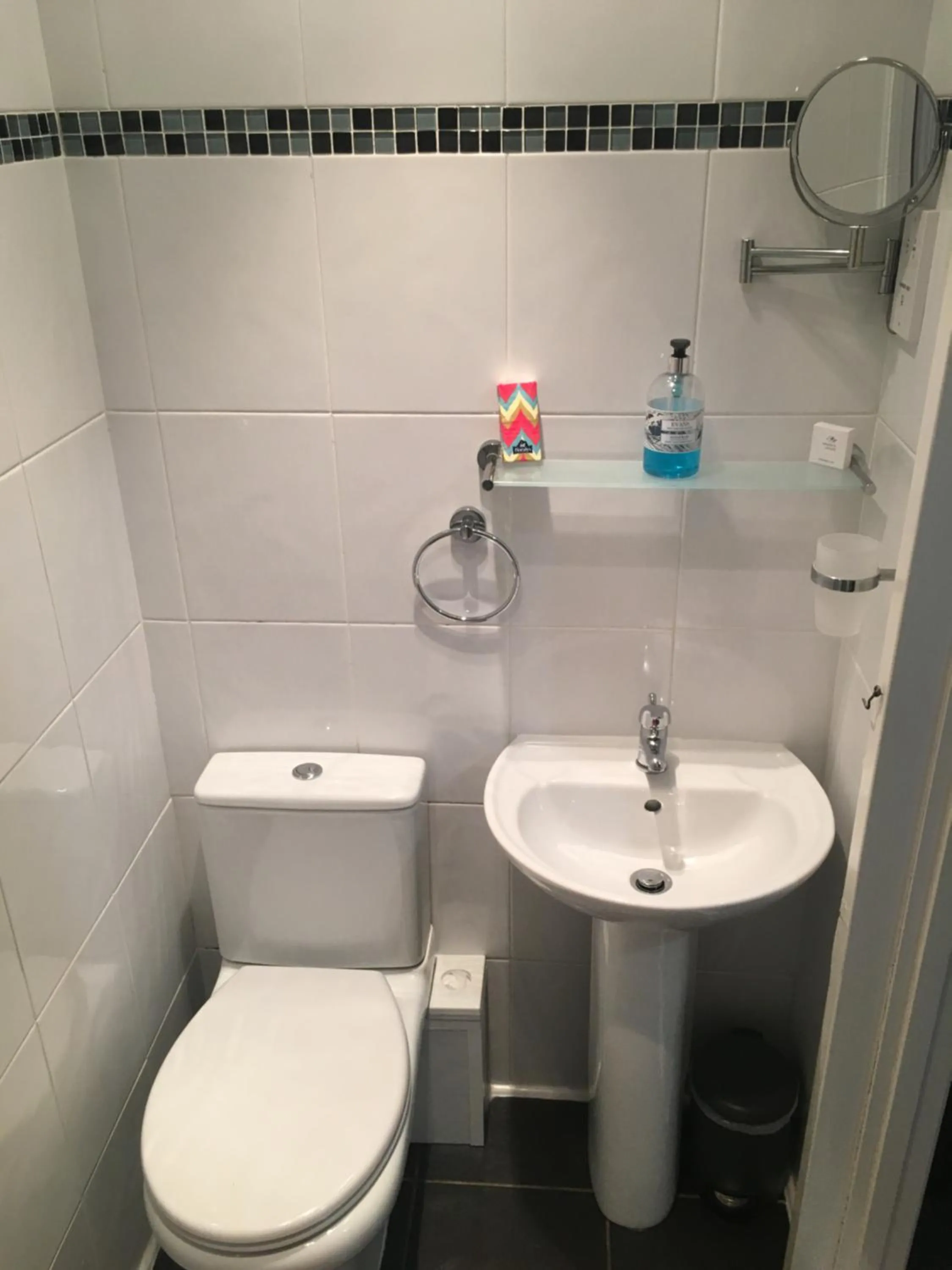 Bathroom in The Chestnuts