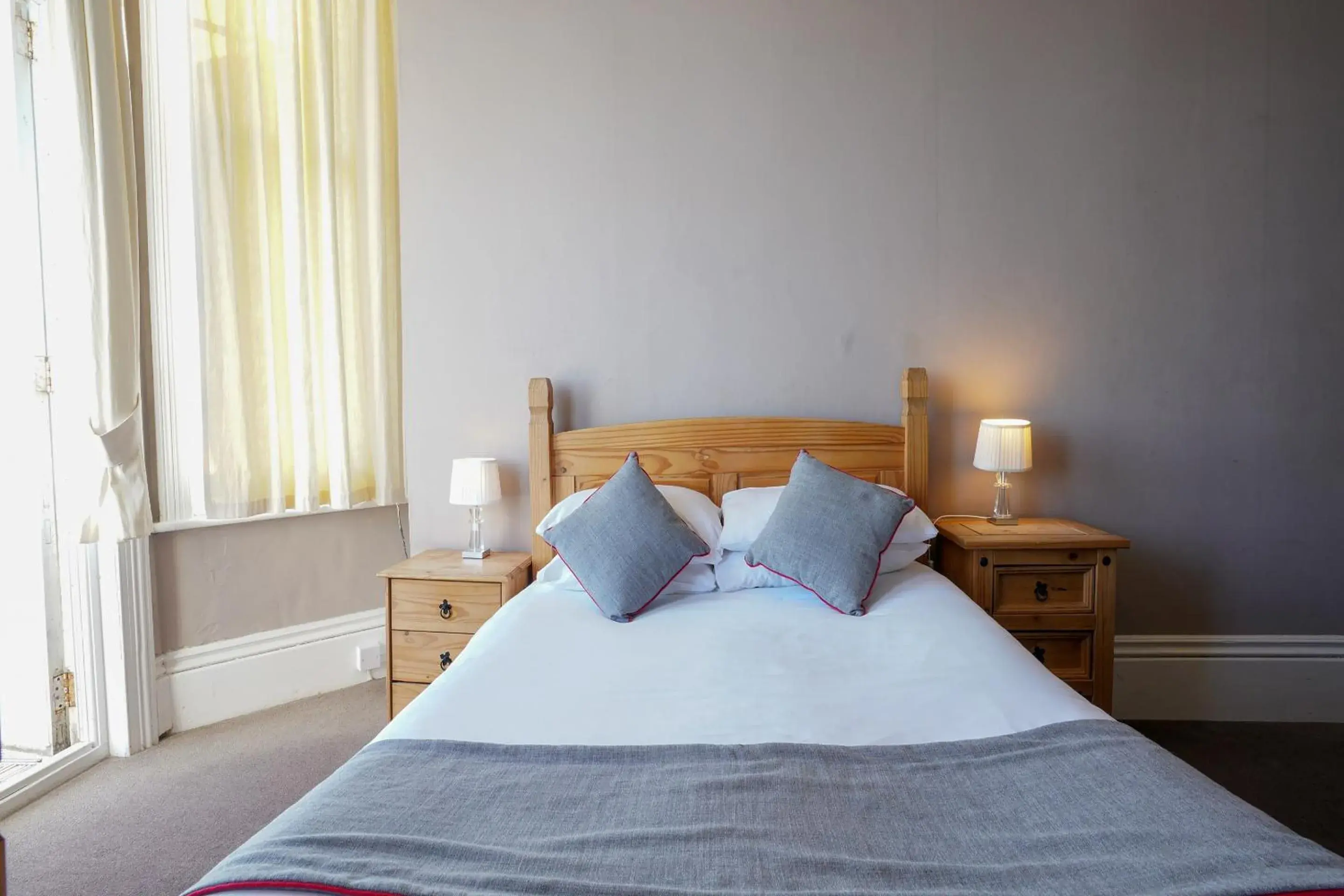 Bedroom, Bed in OYO Shanklin Beach Hotel Bedroom, Bed in OYO Shanklin Beach Hotel