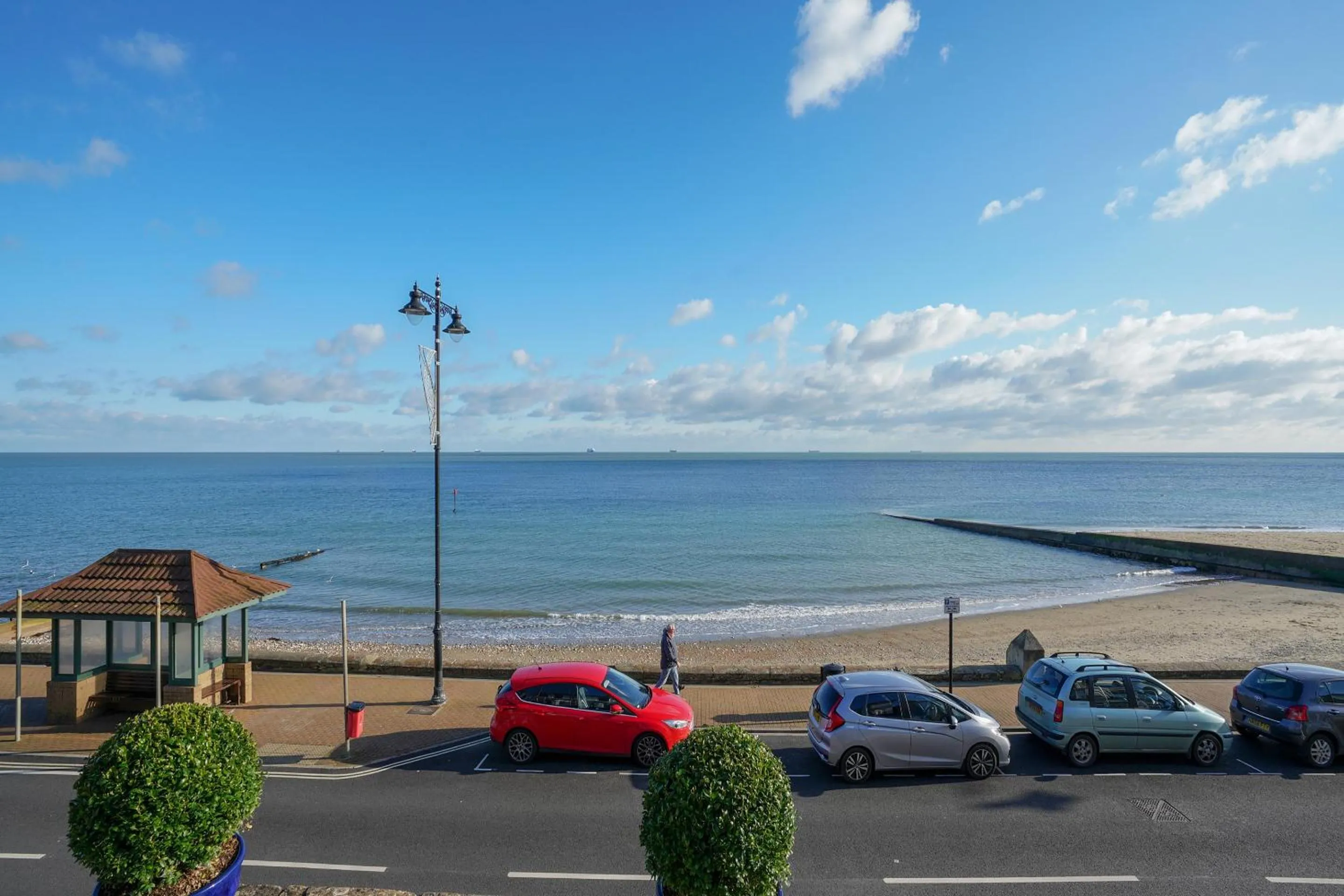 OYO Shanklin Beach Hotel