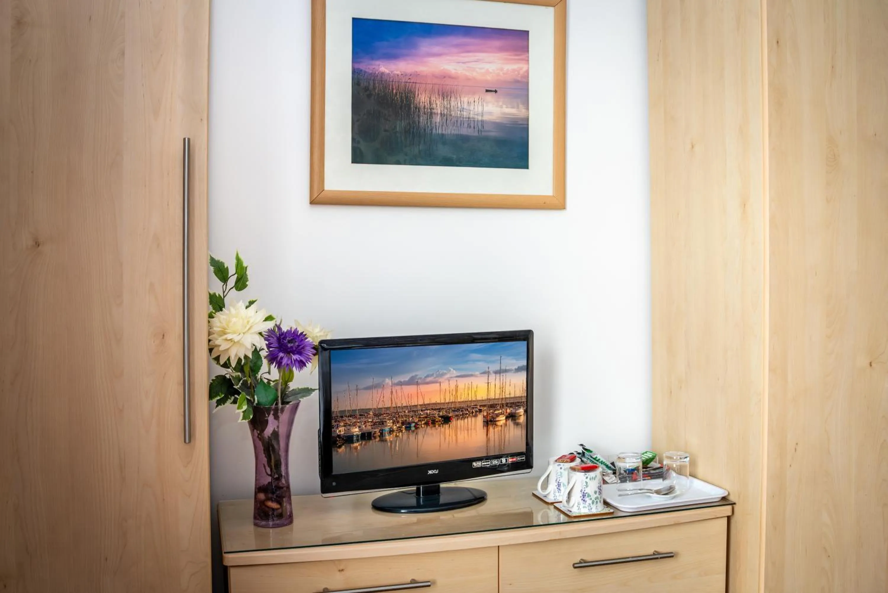 TV and multimedia in The Richmond Bed and Breakfast - Adults only