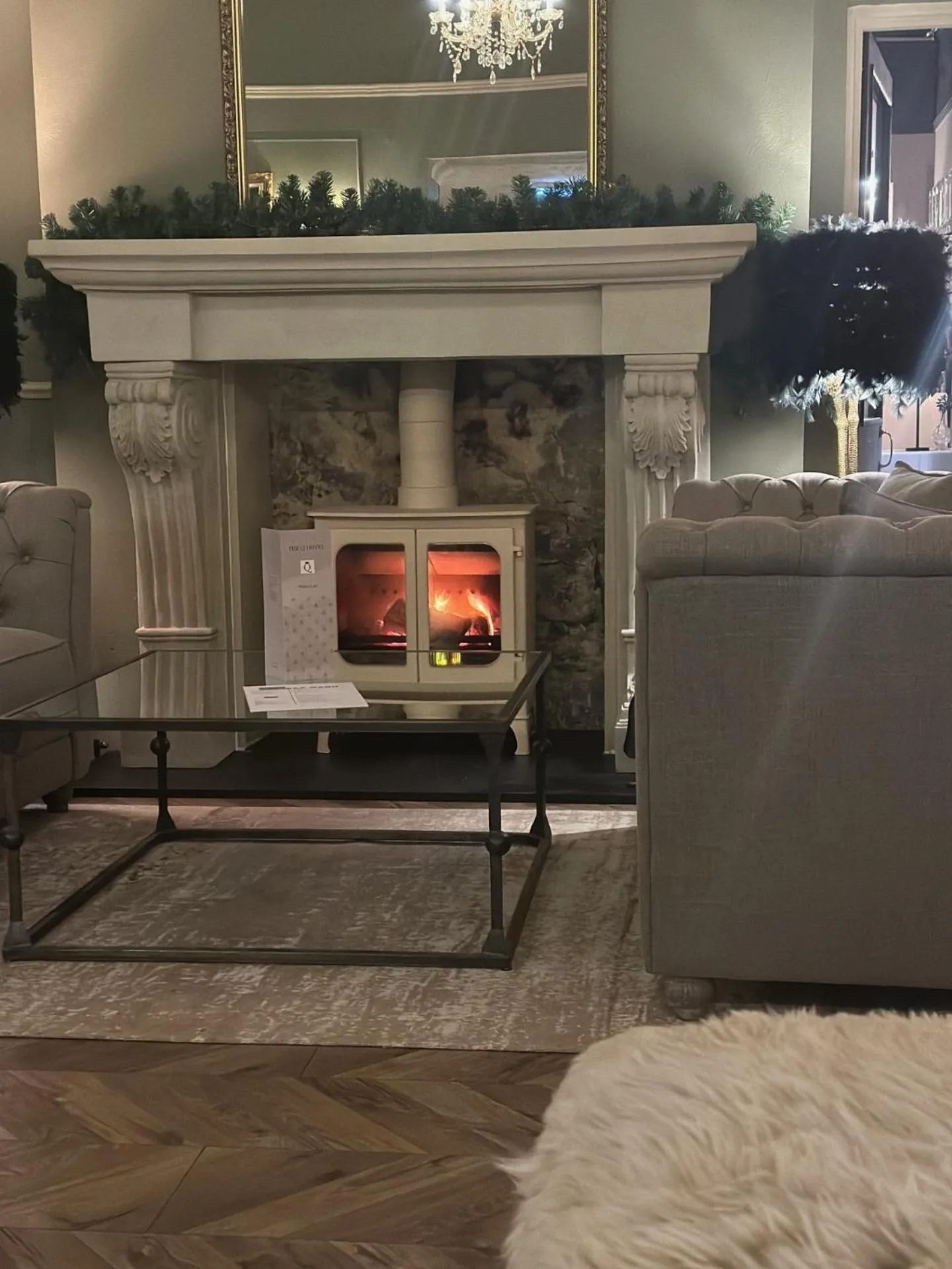 Restaurant/places to eat in The Q Hotel