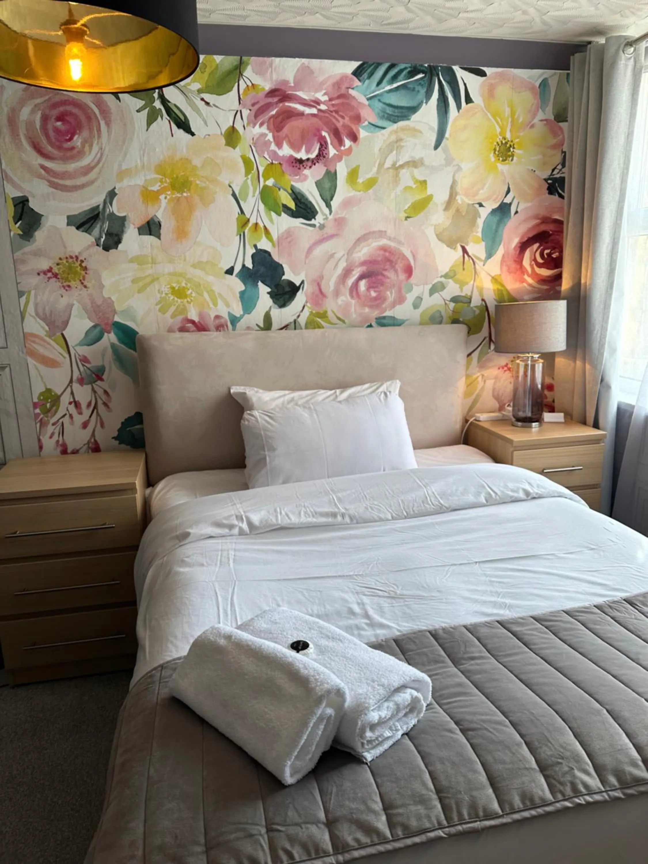 Bedroom, Bed in The Q Hotel