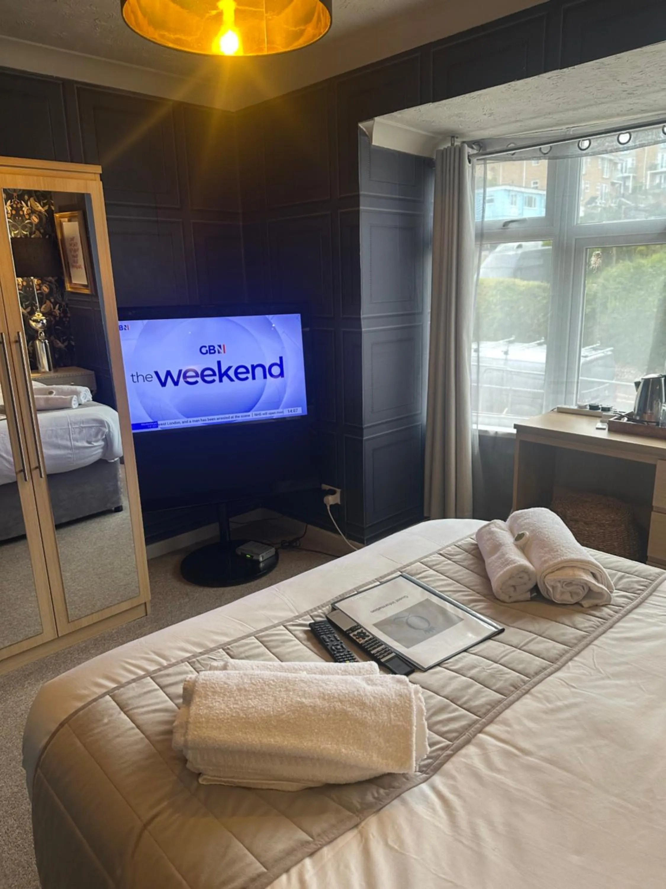 Bedroom, Bed in The Q Hotel