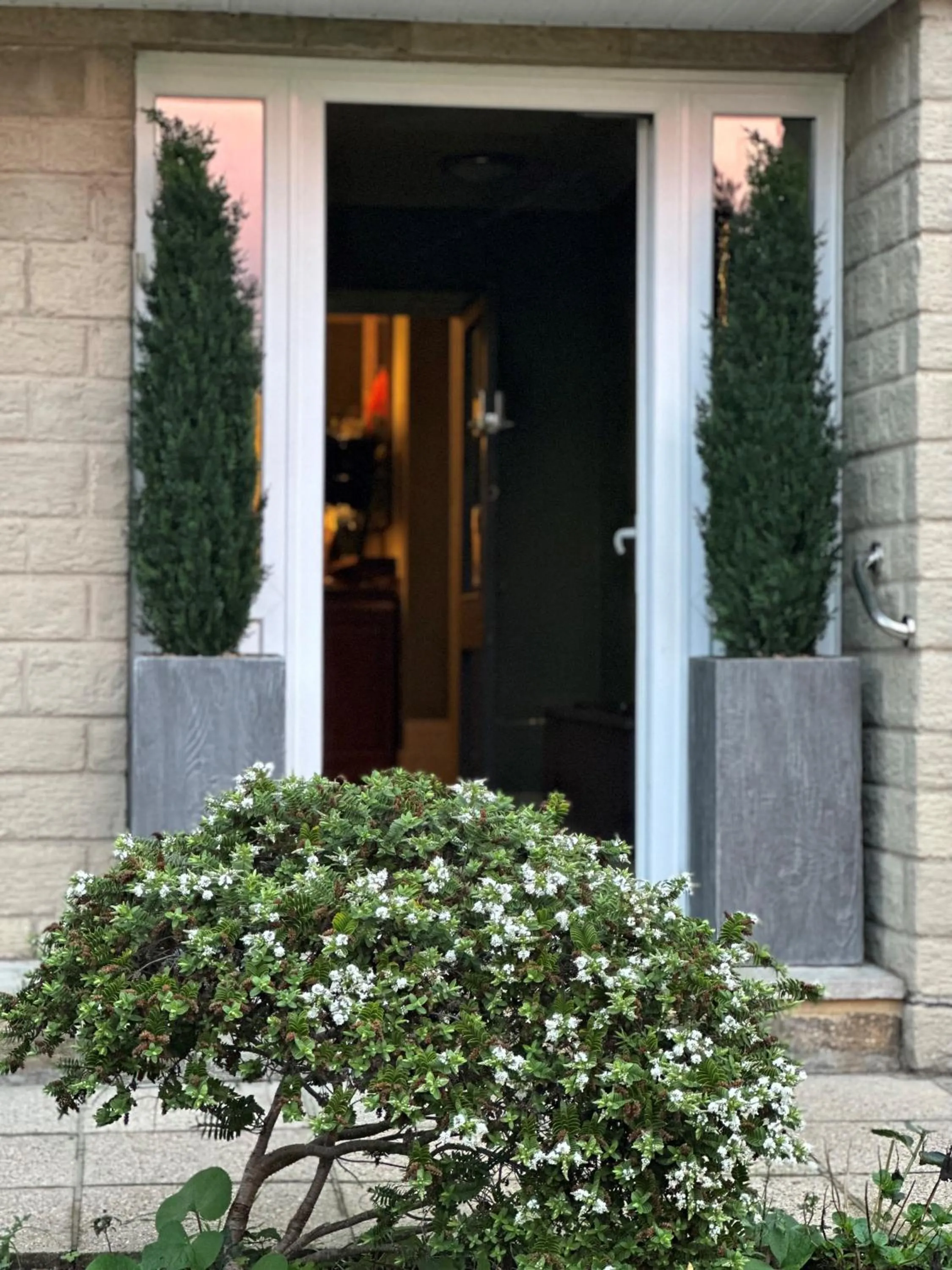 Facade/entrance in The Q Hotel