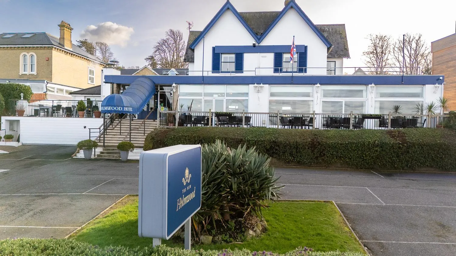 New Holmwood Hotel