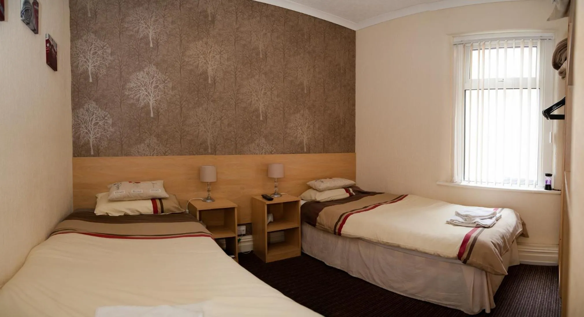 Twin Room in The Penrhyn