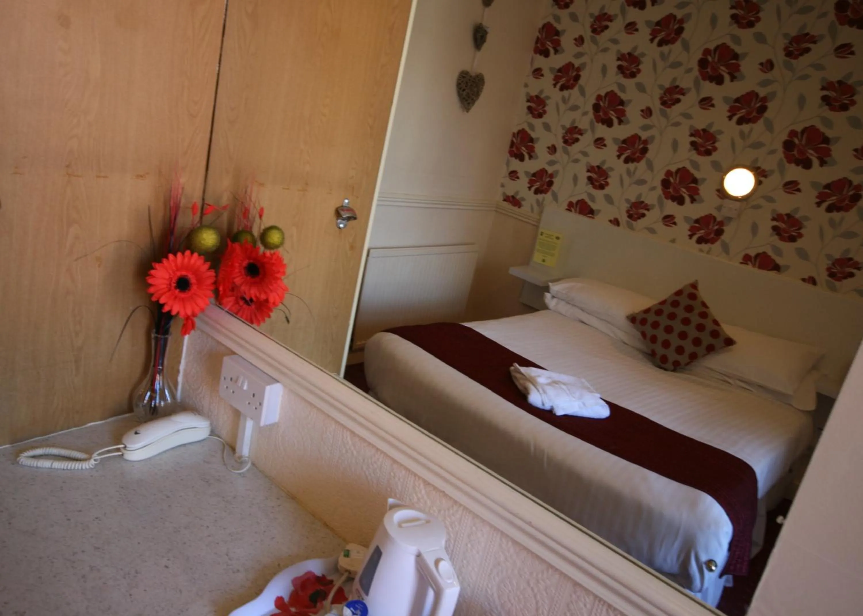 Bedroom, Bed in The Blenheim Mount Hotel