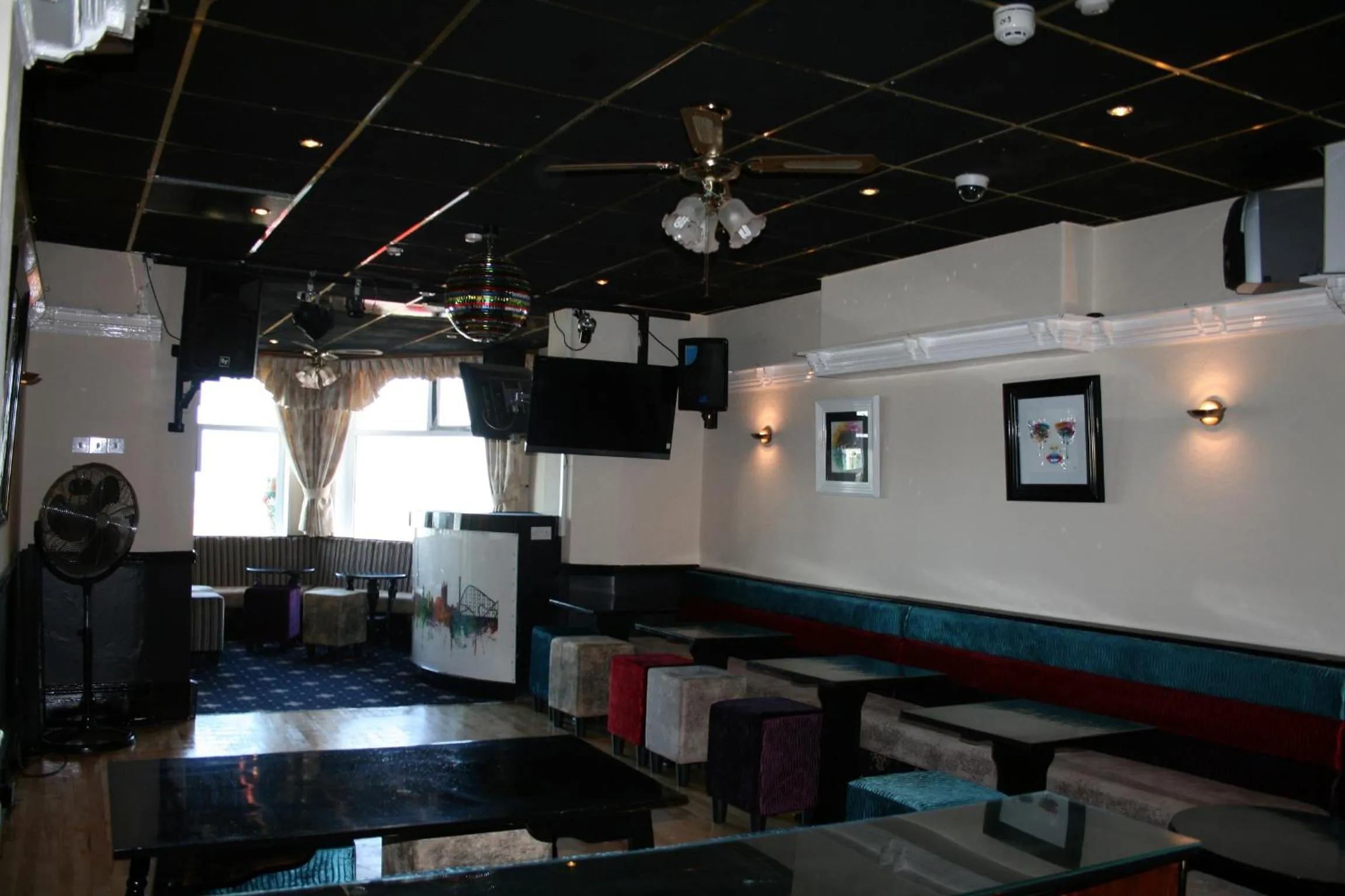 TV and multimedia in The Blenheim Mount Hotel