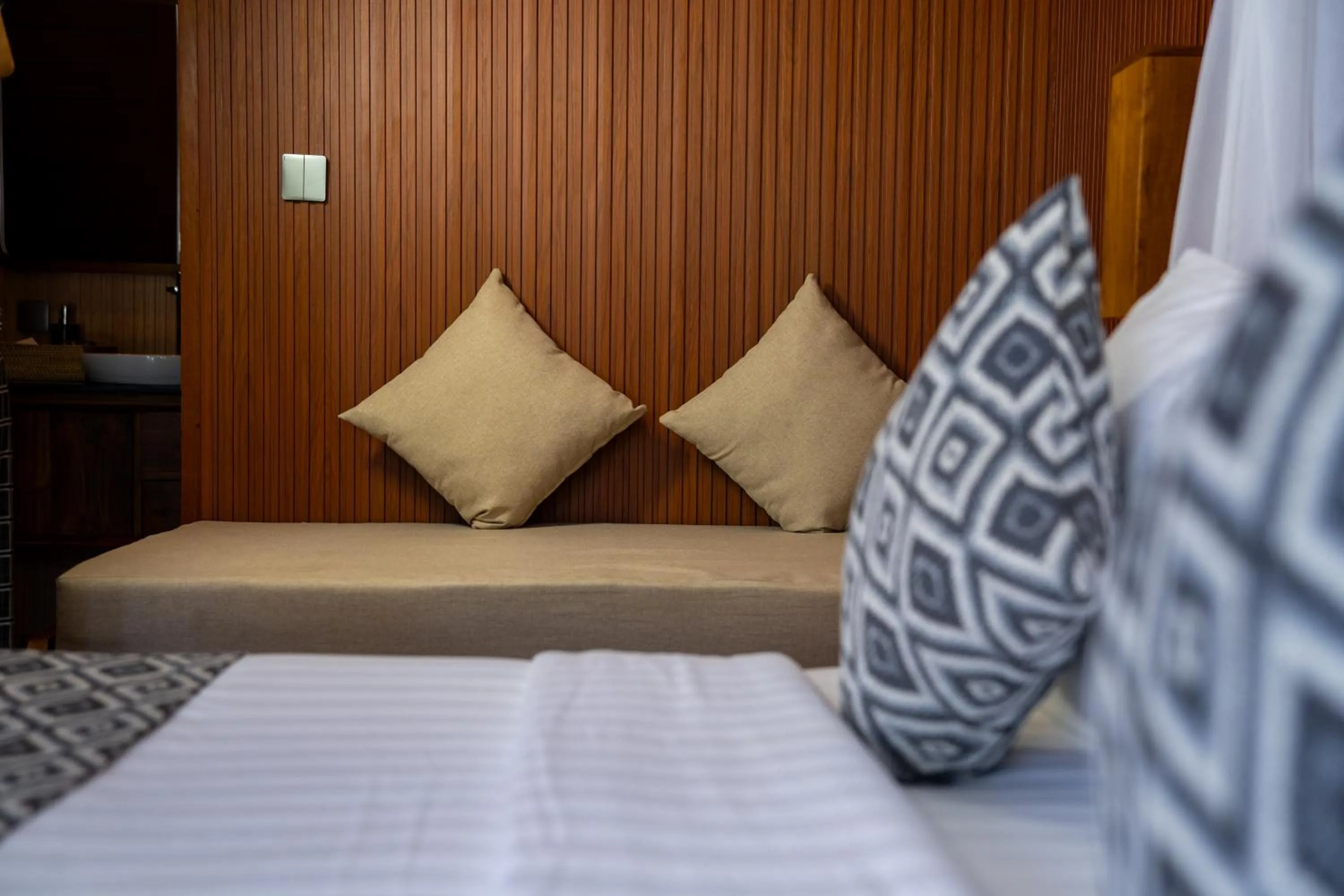 Decorative detail, Bed in Puri Andong Villa