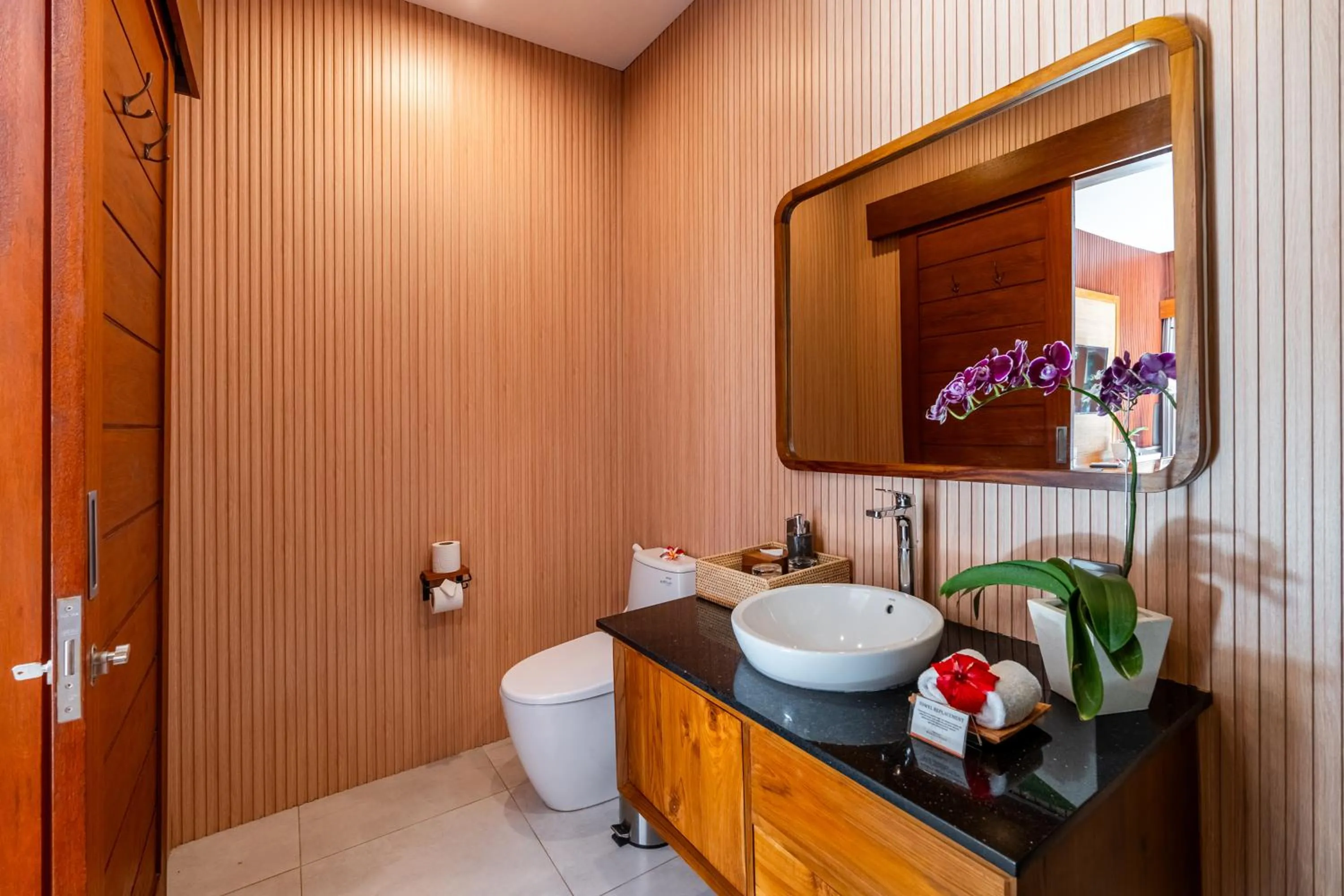 Toilet in Puri Andong Villa