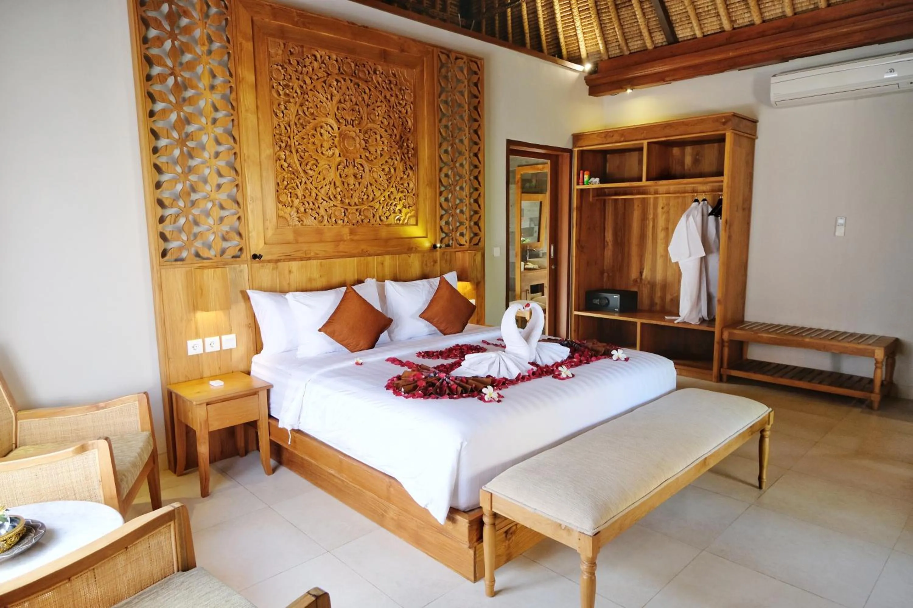 Bed in Puri Andong Villa