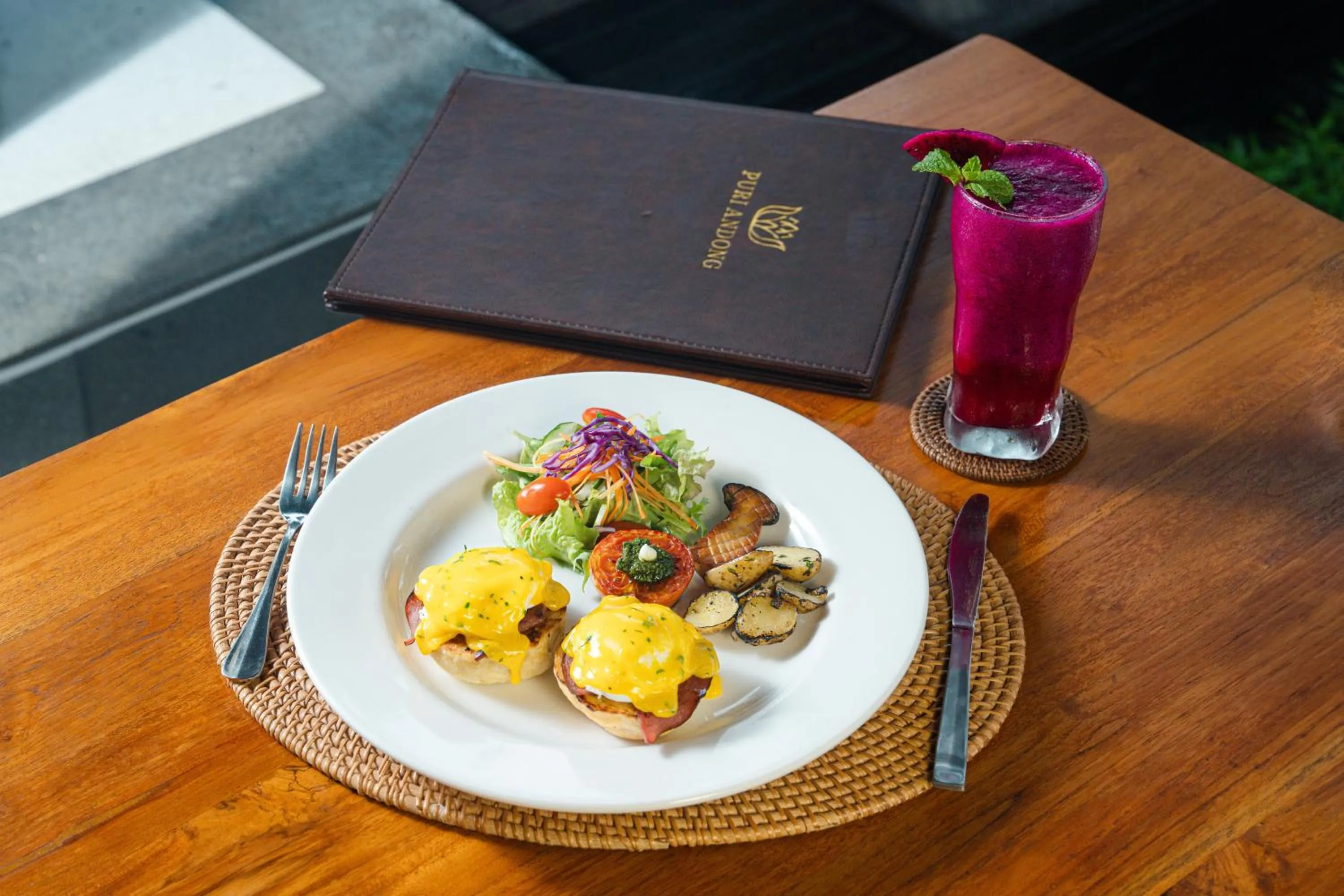 Breakfast in Puri Andong Villa