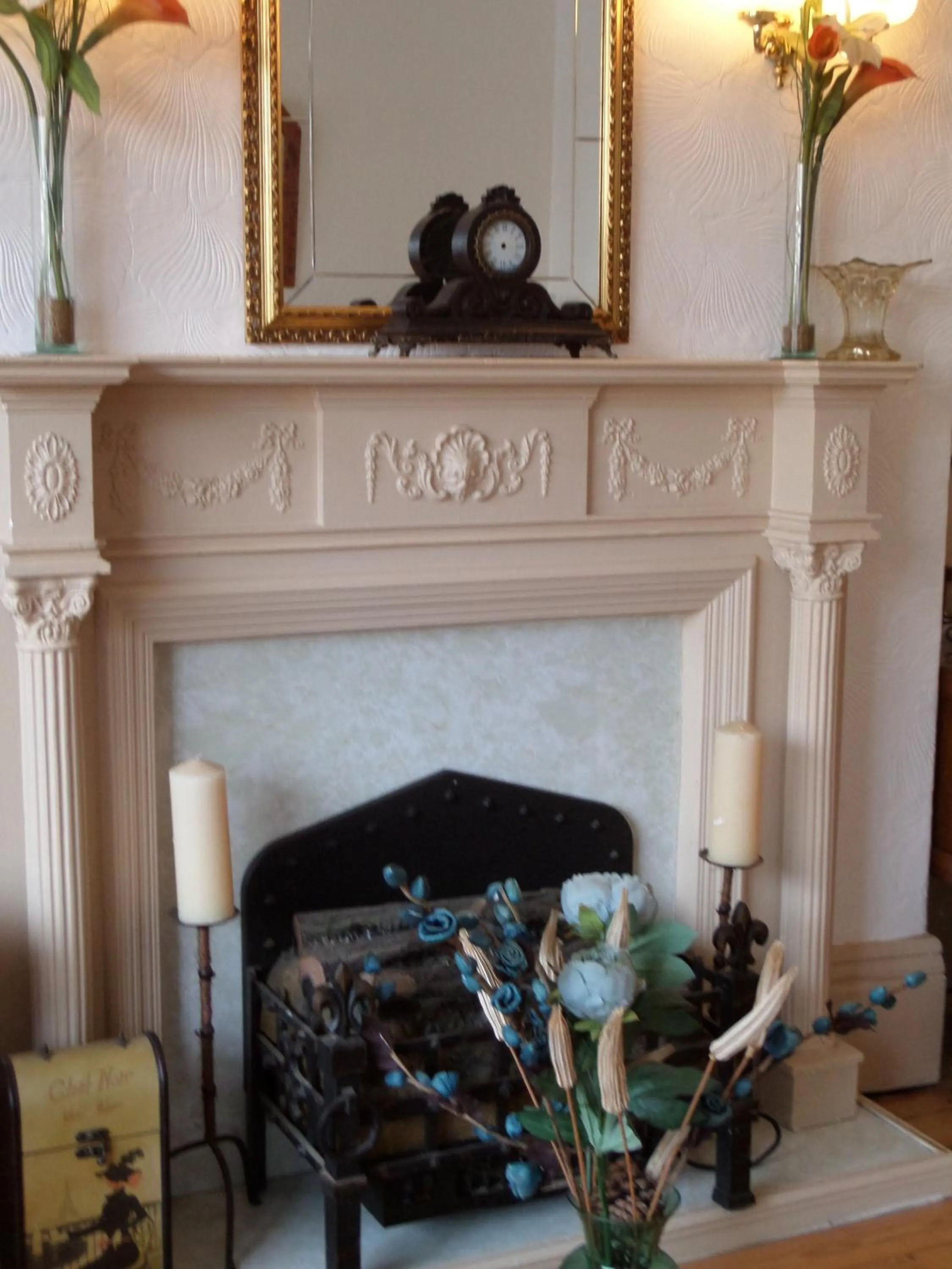 Decorative detail in The Grays