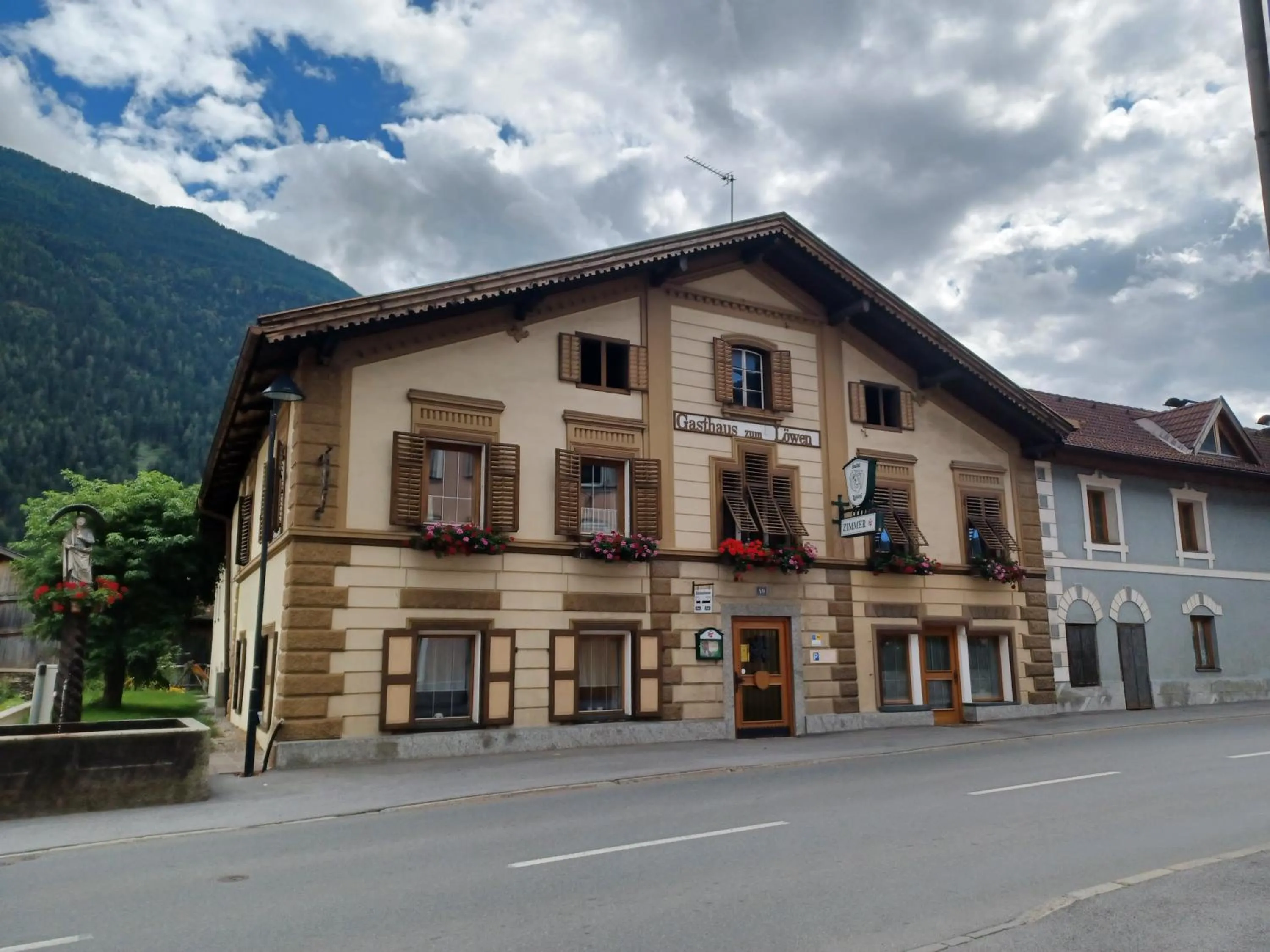 Property building in Hotel Garni Löwen