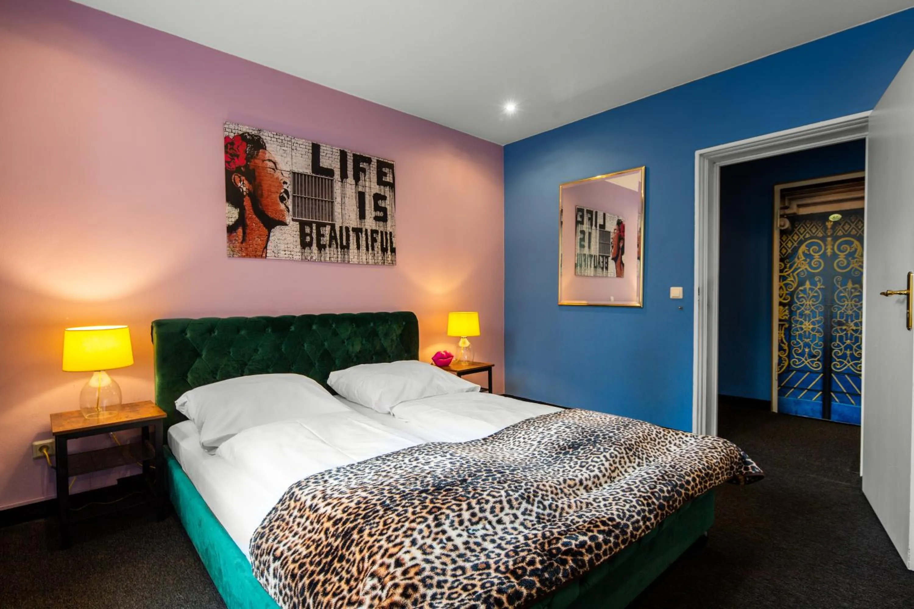 Bed in SmartHotel Flamingo Self check-in