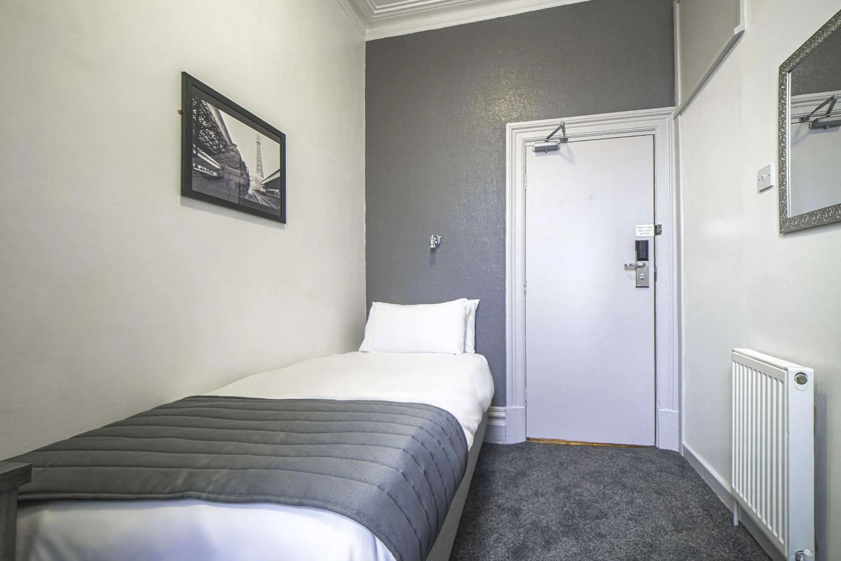 Standard Single Room - Non-Smoking in Comfort Inn Blackpool Gresham