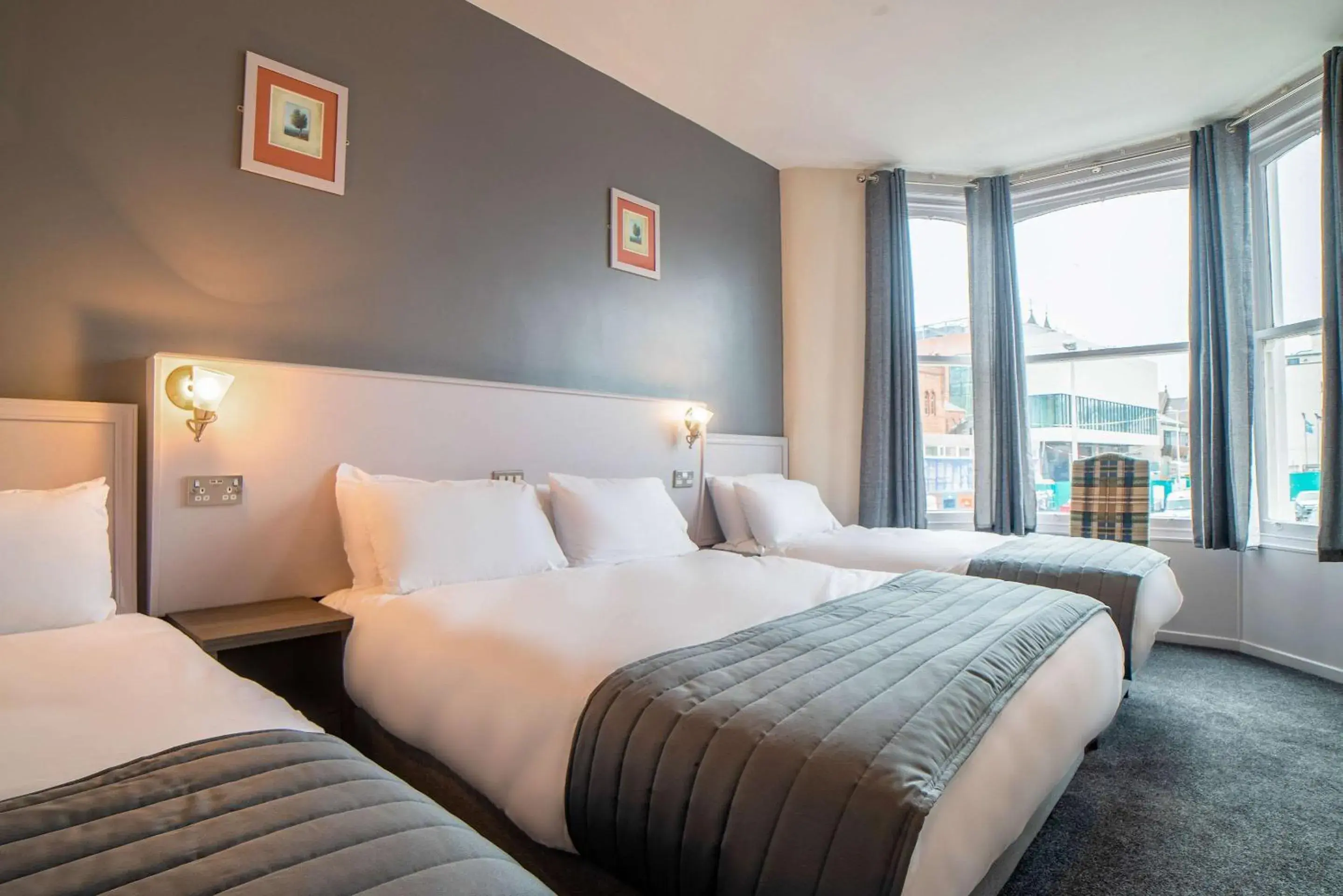 Photo of the whole room, Bed in Comfort Inn Blackpool Gresham Photo of the whole room, Bed in Comfort Inn Blackpool Gresham