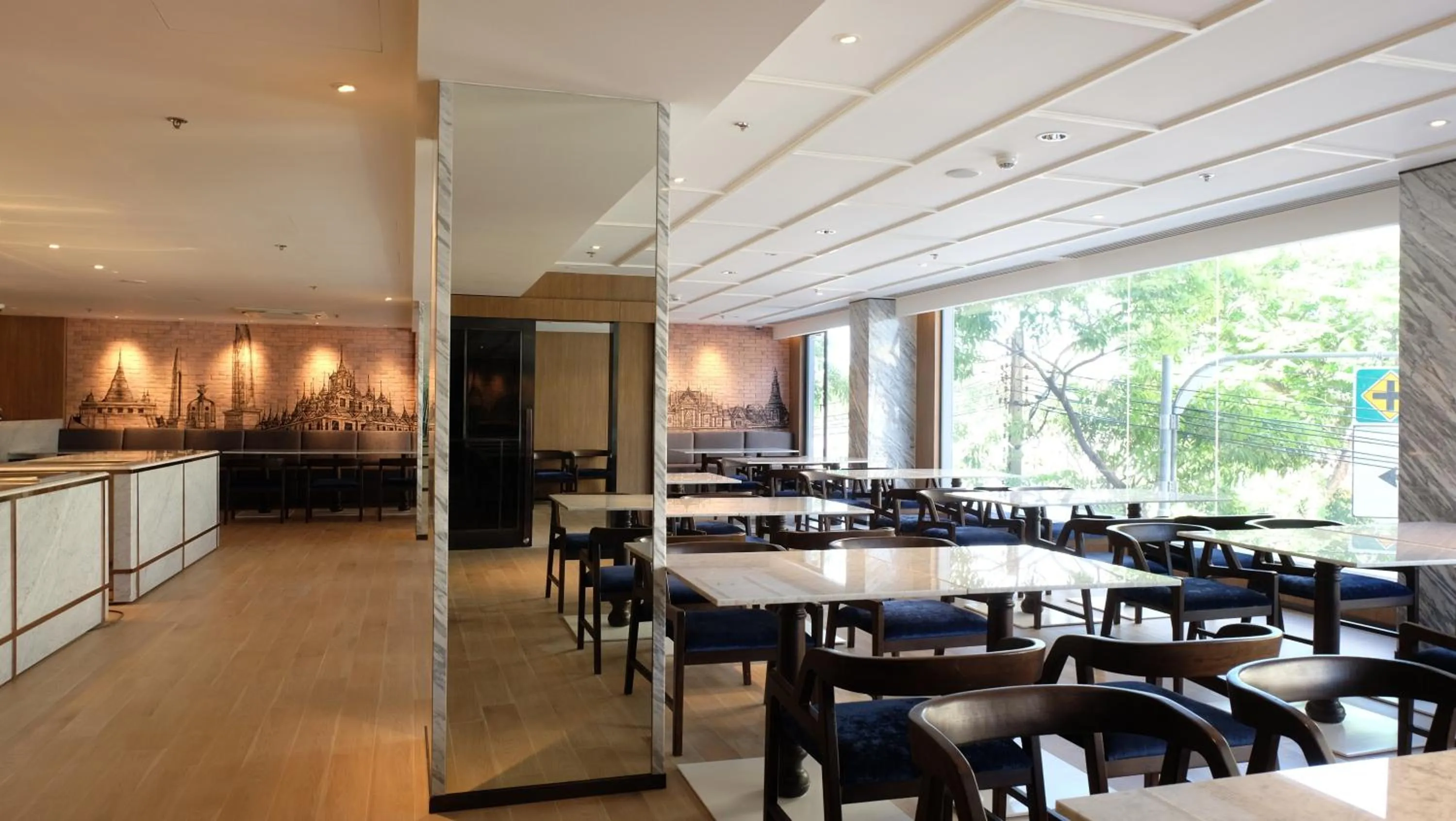 Restaurant/places to eat in Ayathorn Bangkok