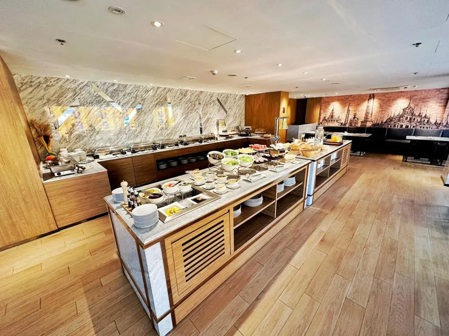 Restaurant/places to eat in Ayathorn Bangkok Restaurant/places to eat in Ayathorn Bangkok