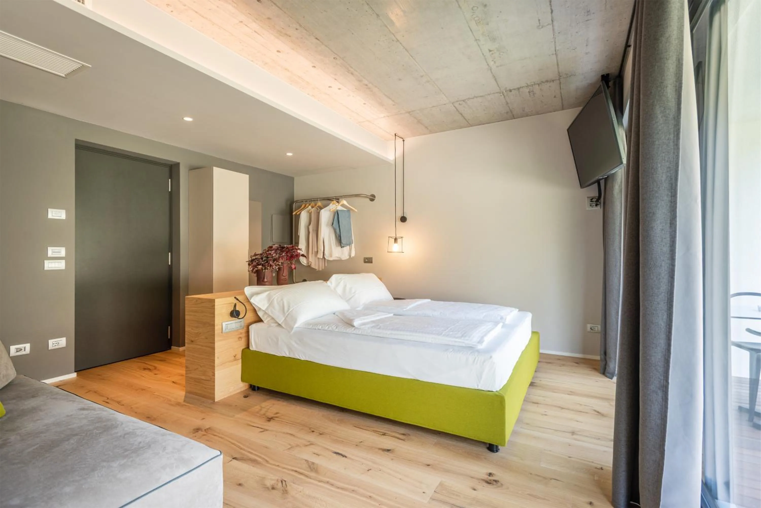 OLEEVA Garda Living - Adults Only