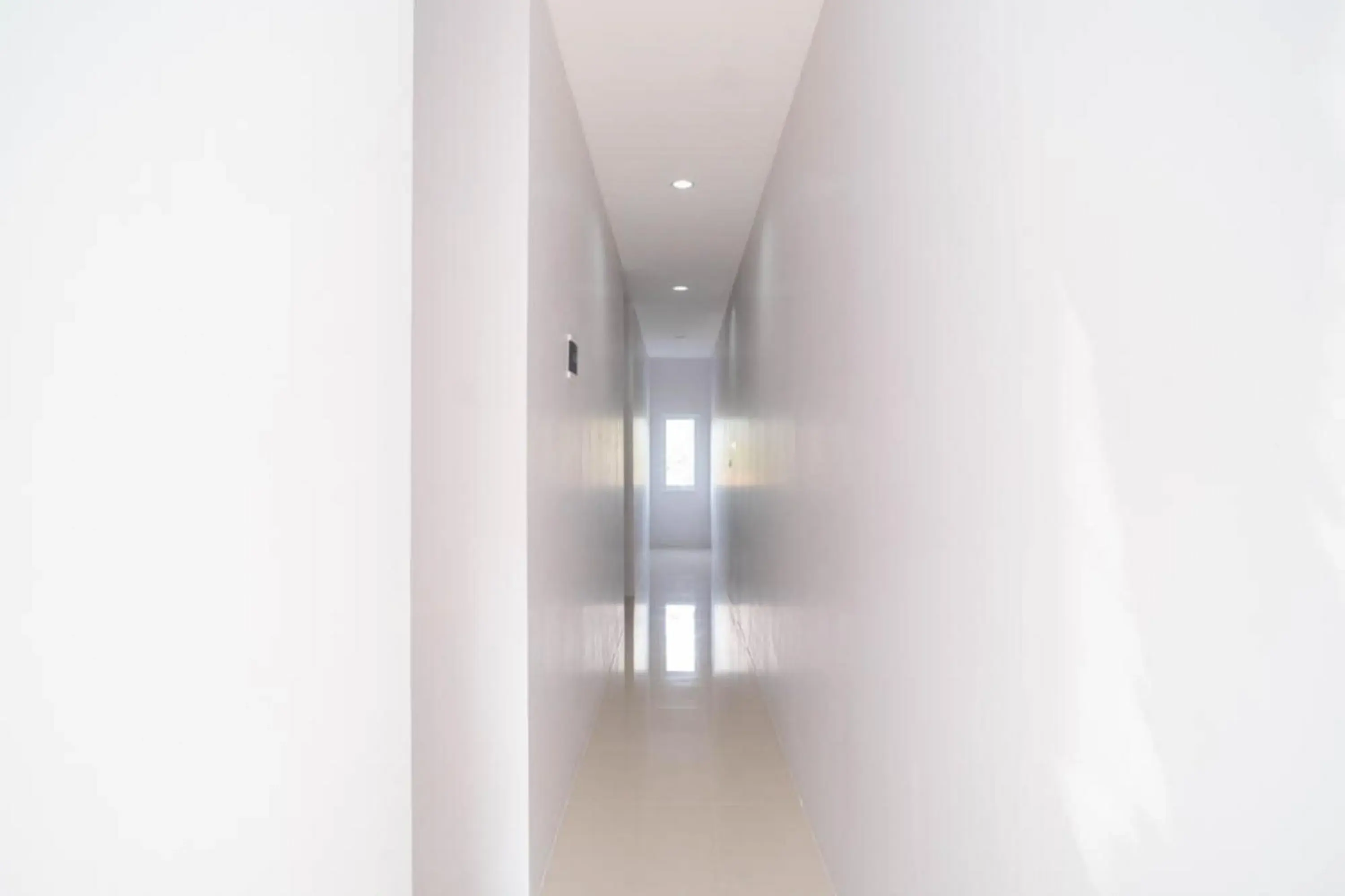 Property building in Nina House near Taman Budaya Sentul RedPartner Property building in Nina House near Taman Budaya Sentul RedPartner