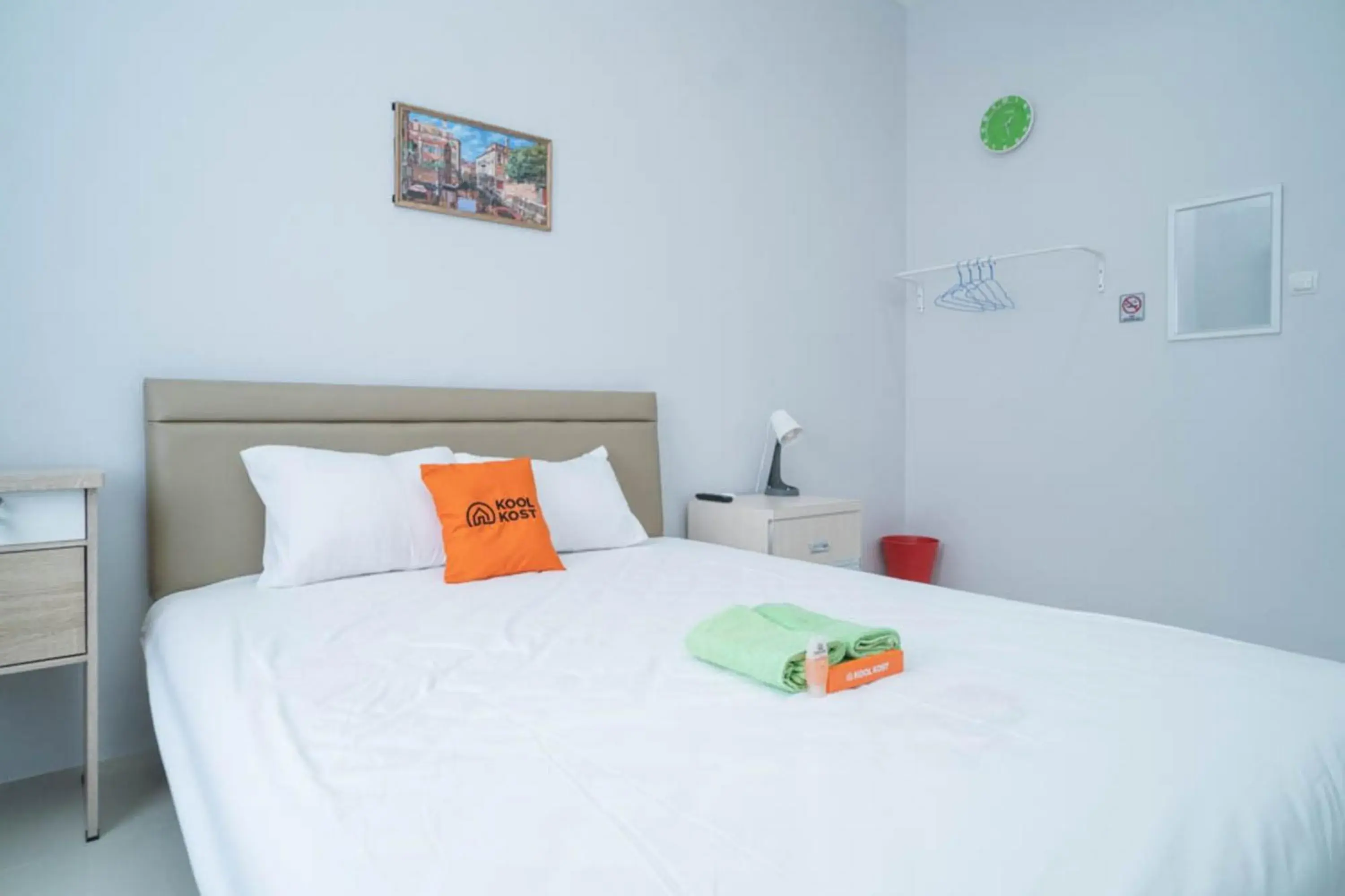 Bed in Nina House near Taman Budaya Sentul RedPartner Bed in Nina House near Taman Budaya Sentul RedPartner